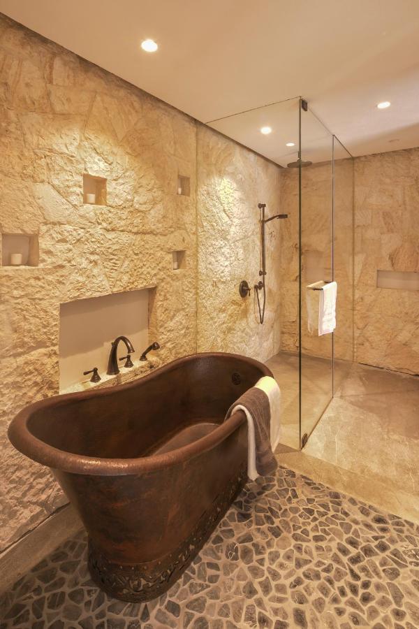 Suite Deluxe con bañera de hidromasaje