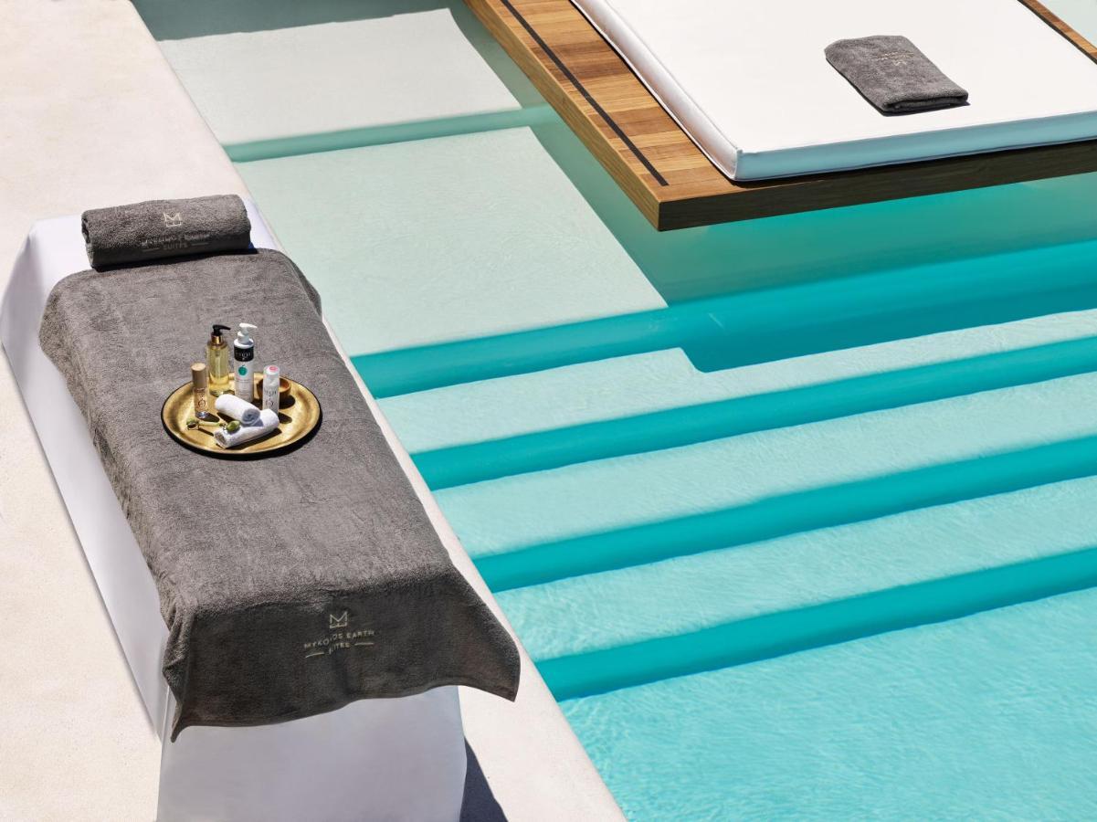 Suite Luna de Miel con piscina privada climatizada y vistas al mar