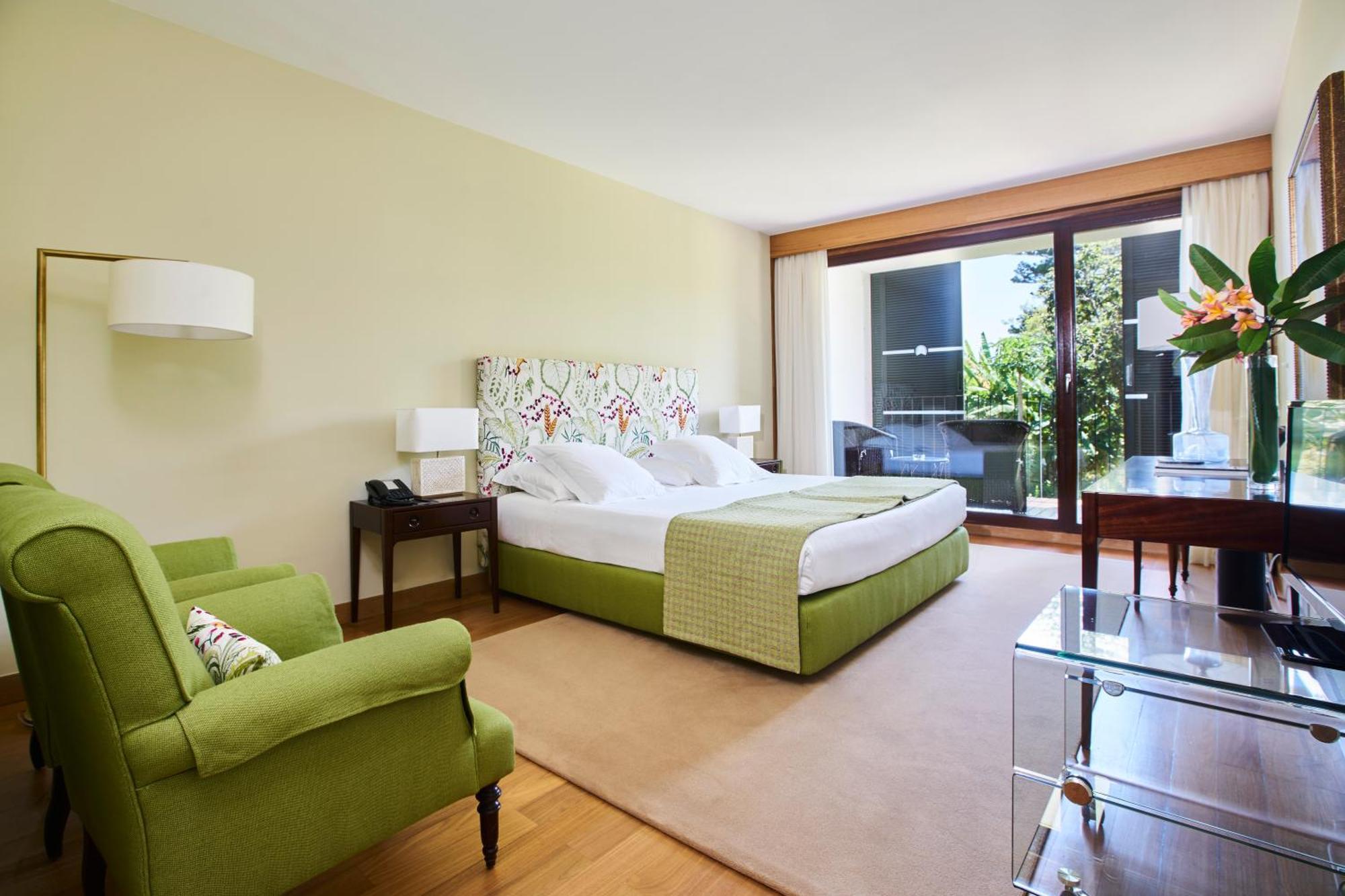 Suite Deluxe con vistas al jardín