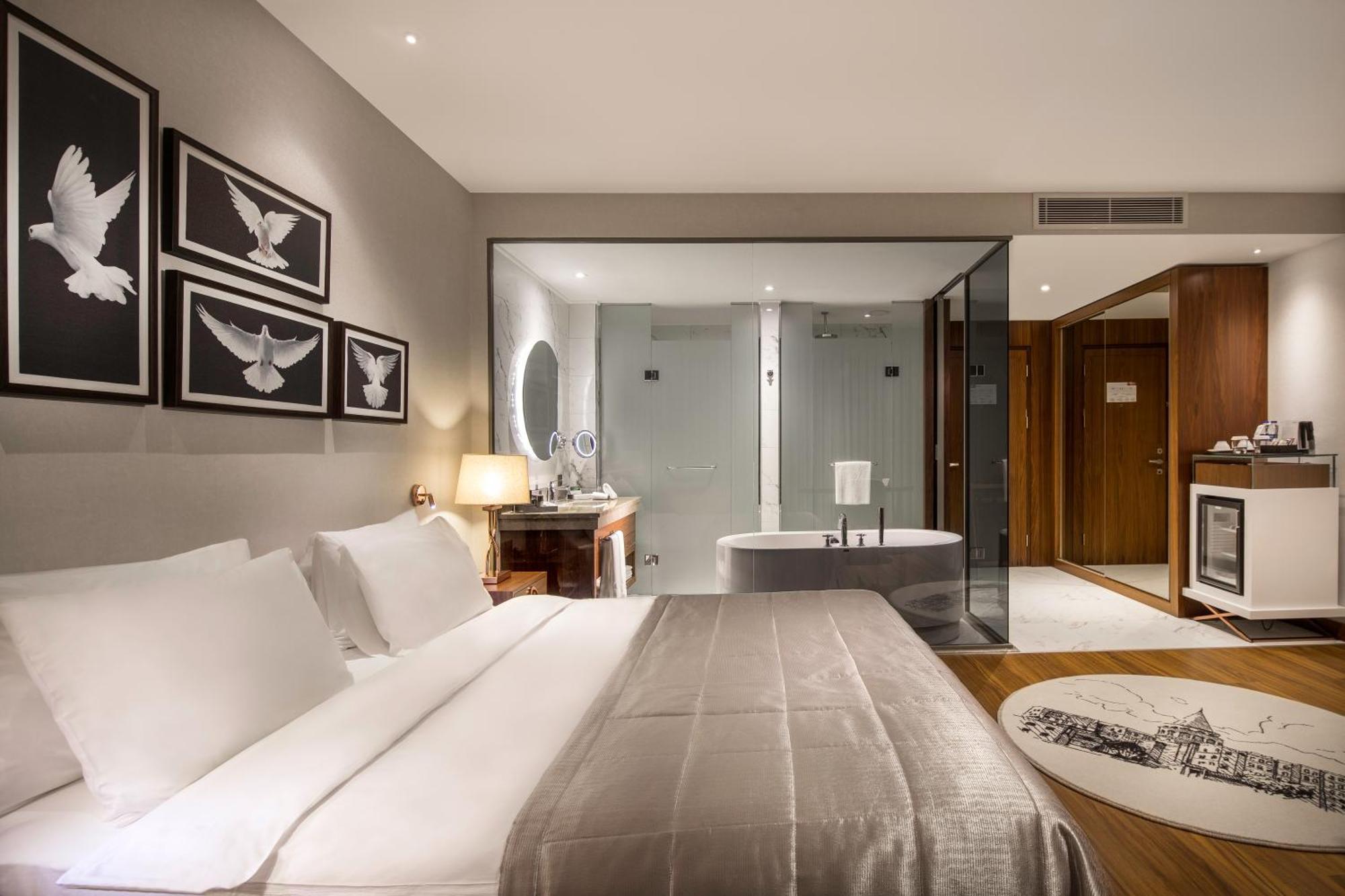 Habitación Executive con cama extragrande y bañera
