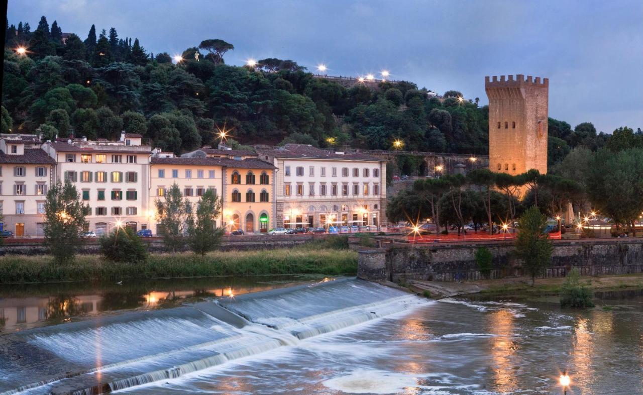 Suite Deluxe con acceso al spa y vistas al Arno