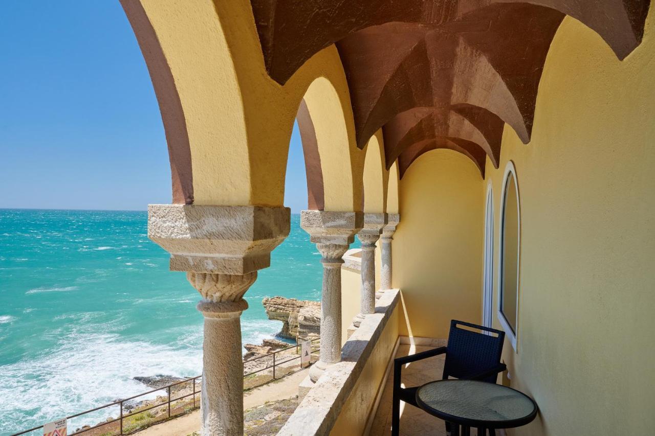 Suite Junior con balcón y vistas al mar
