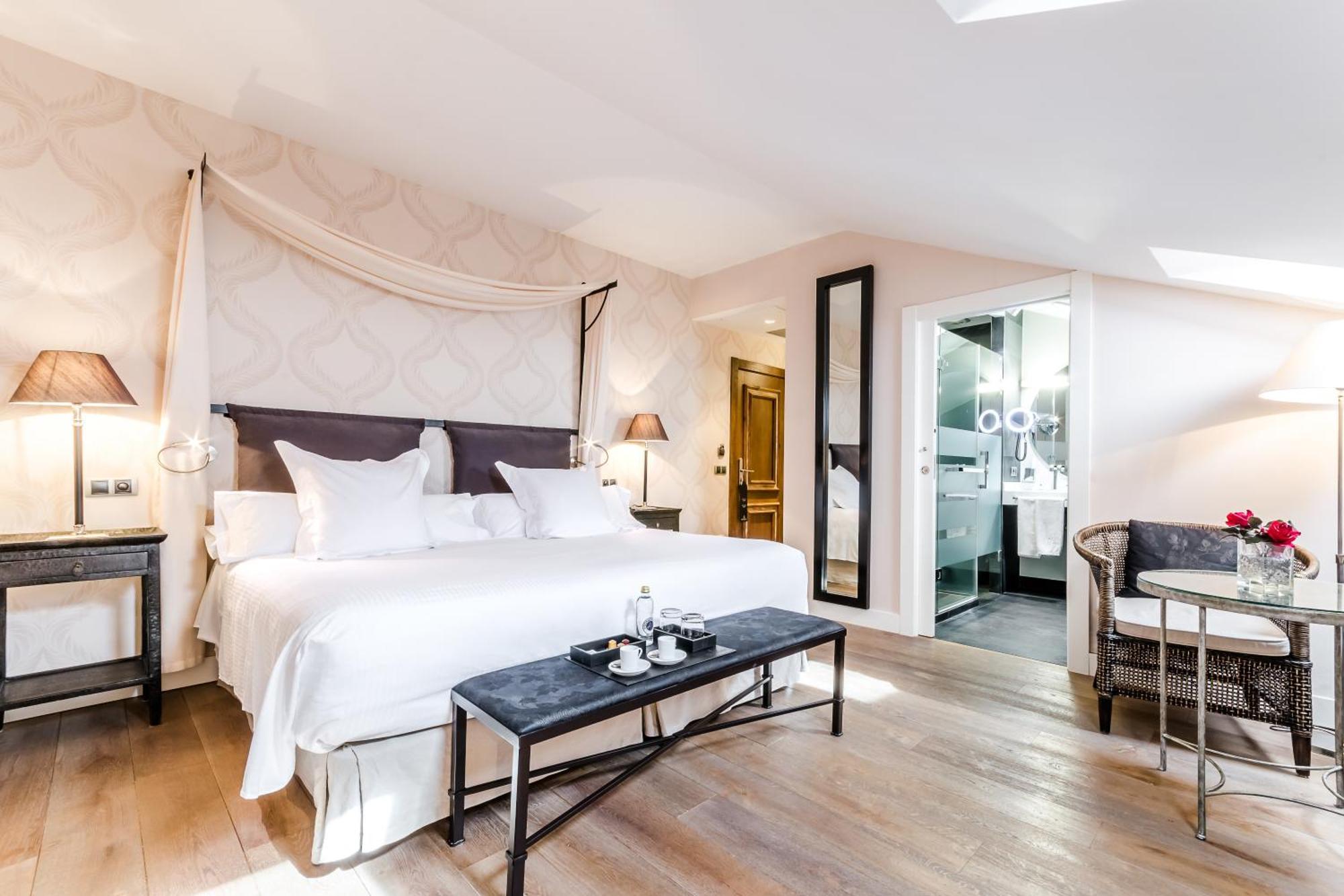 Double Room,1207722796:JPEG