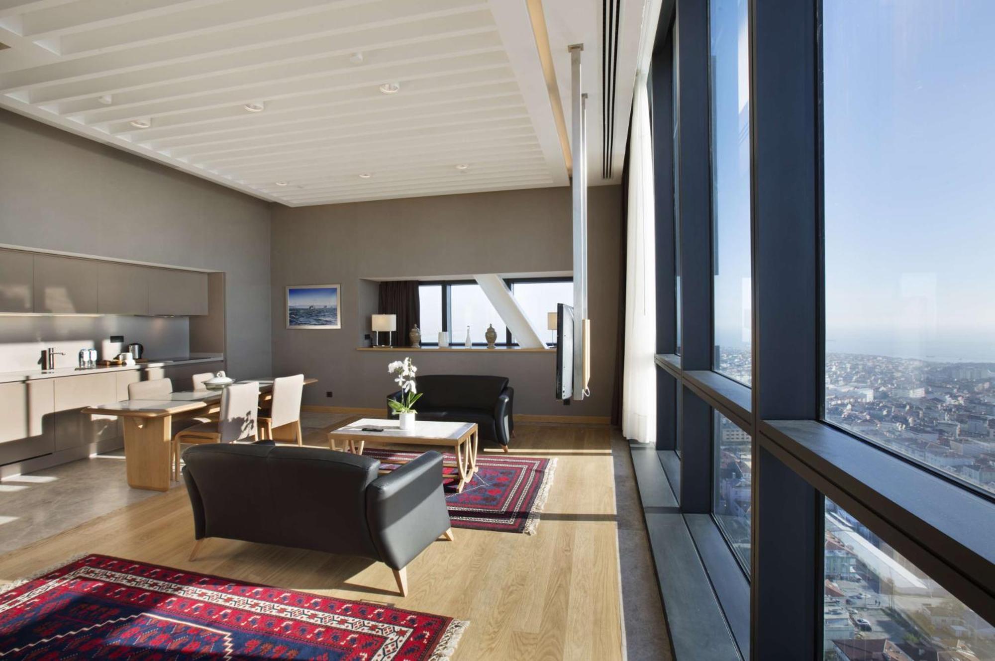 Suite Dúplex con cama extragrande y vistas