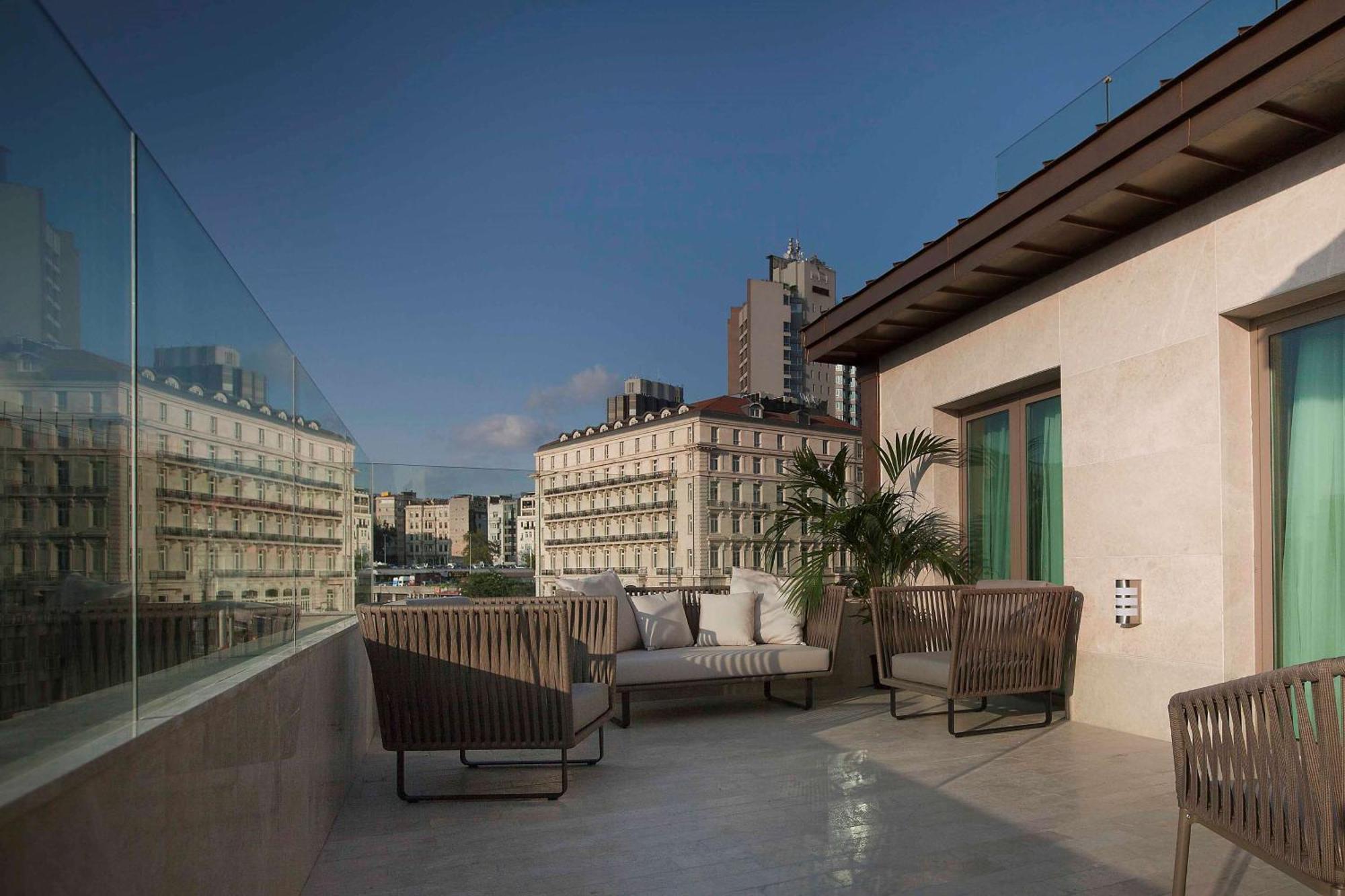 Suite con terraza y vistas al Cuerno de Oro