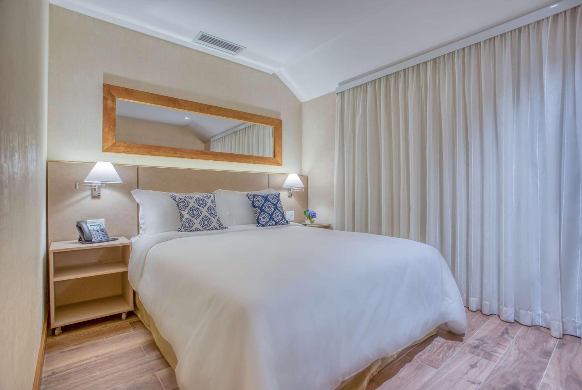 Habitación Estándar con 1 cama grande - No fumadores