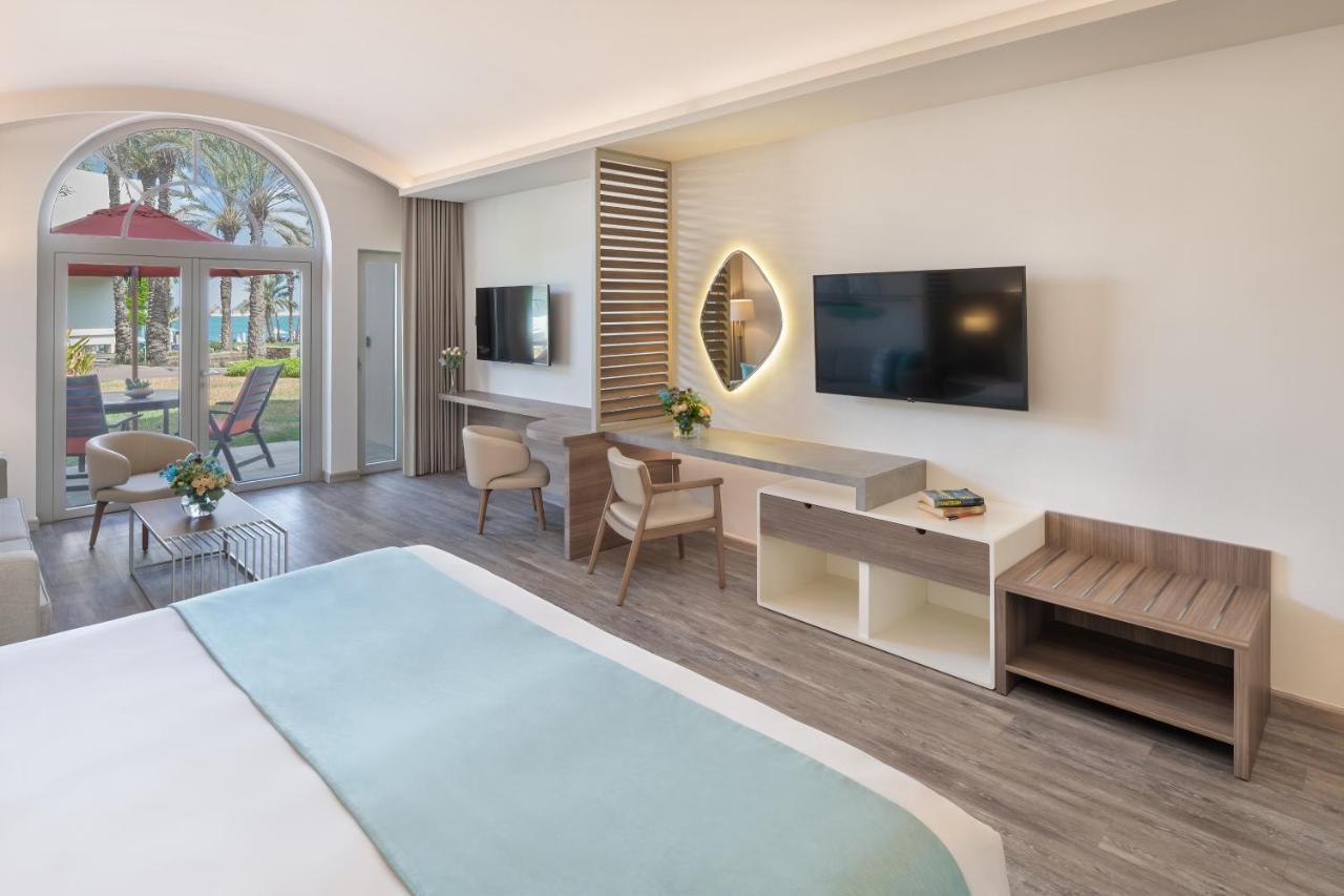 Suite Junior Premium con terraza jardín