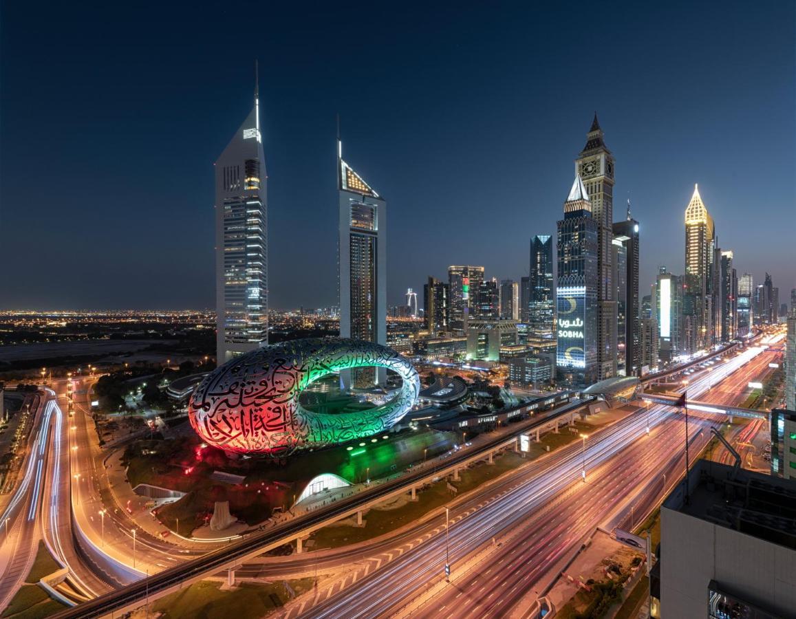 Habitación Club con vistas a la calle Sheikh Zayed