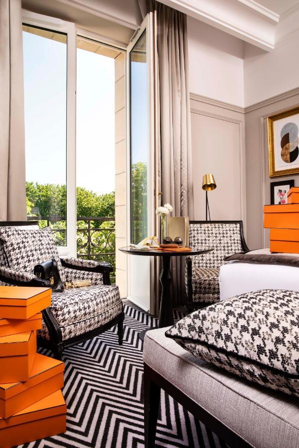Habitación Deluxe con vistas a la Torre Eiffel