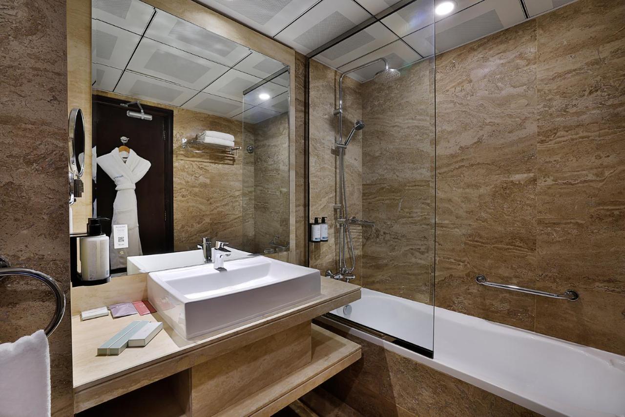 Habitación Deluxe Premium Level con acceso al salón