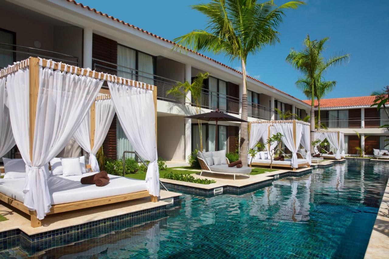 Suite Junior Club con acceso directo a la piscina - 1 cama extragrande