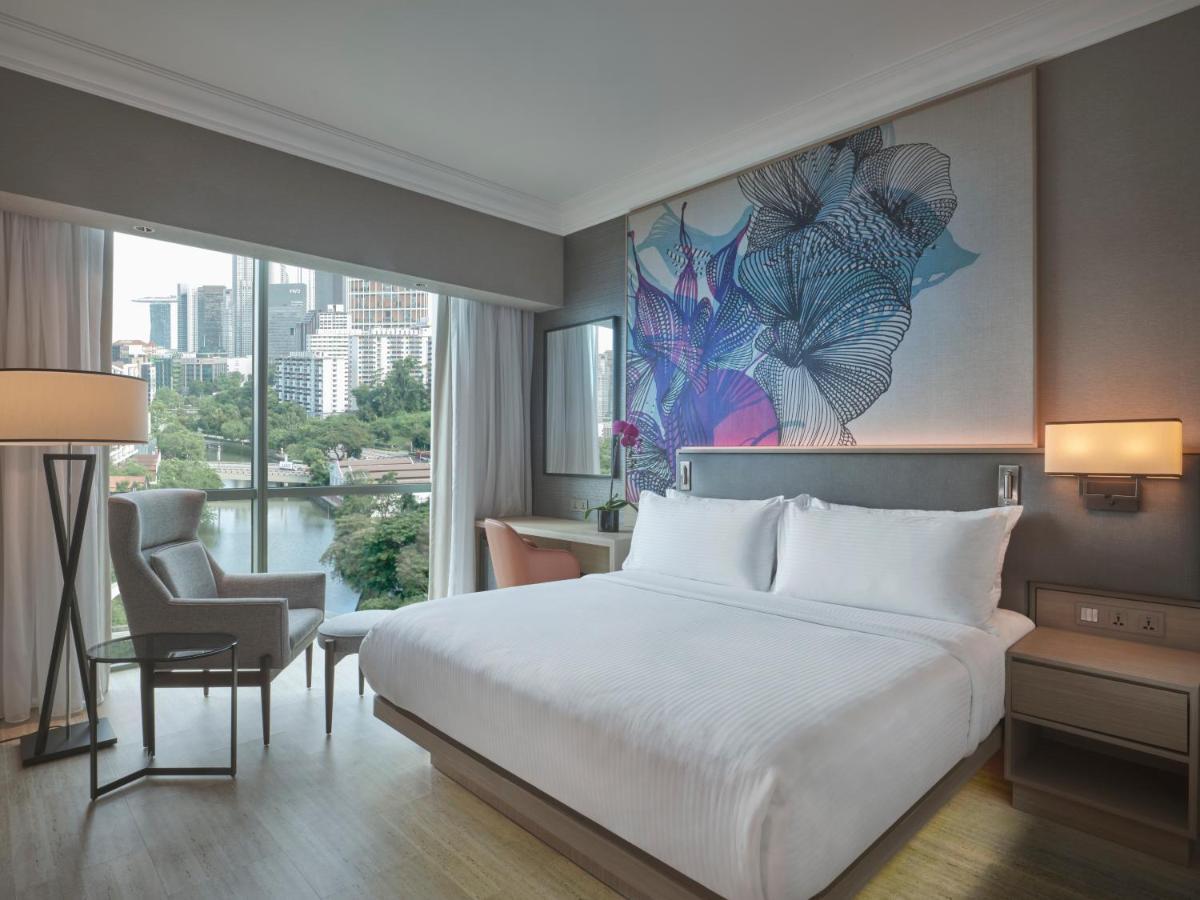 Grand Deluxe Waterfront King (Newly Renovated Room),1333907201:JPEG