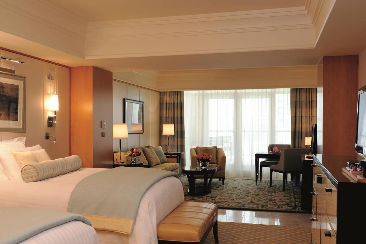 Suite Junior con acceso al salón y 1 cama extragrande - No fumadores