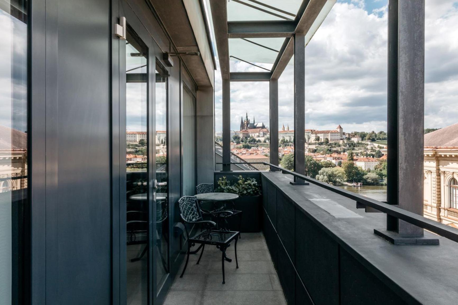 Suite Dúplex con balcón