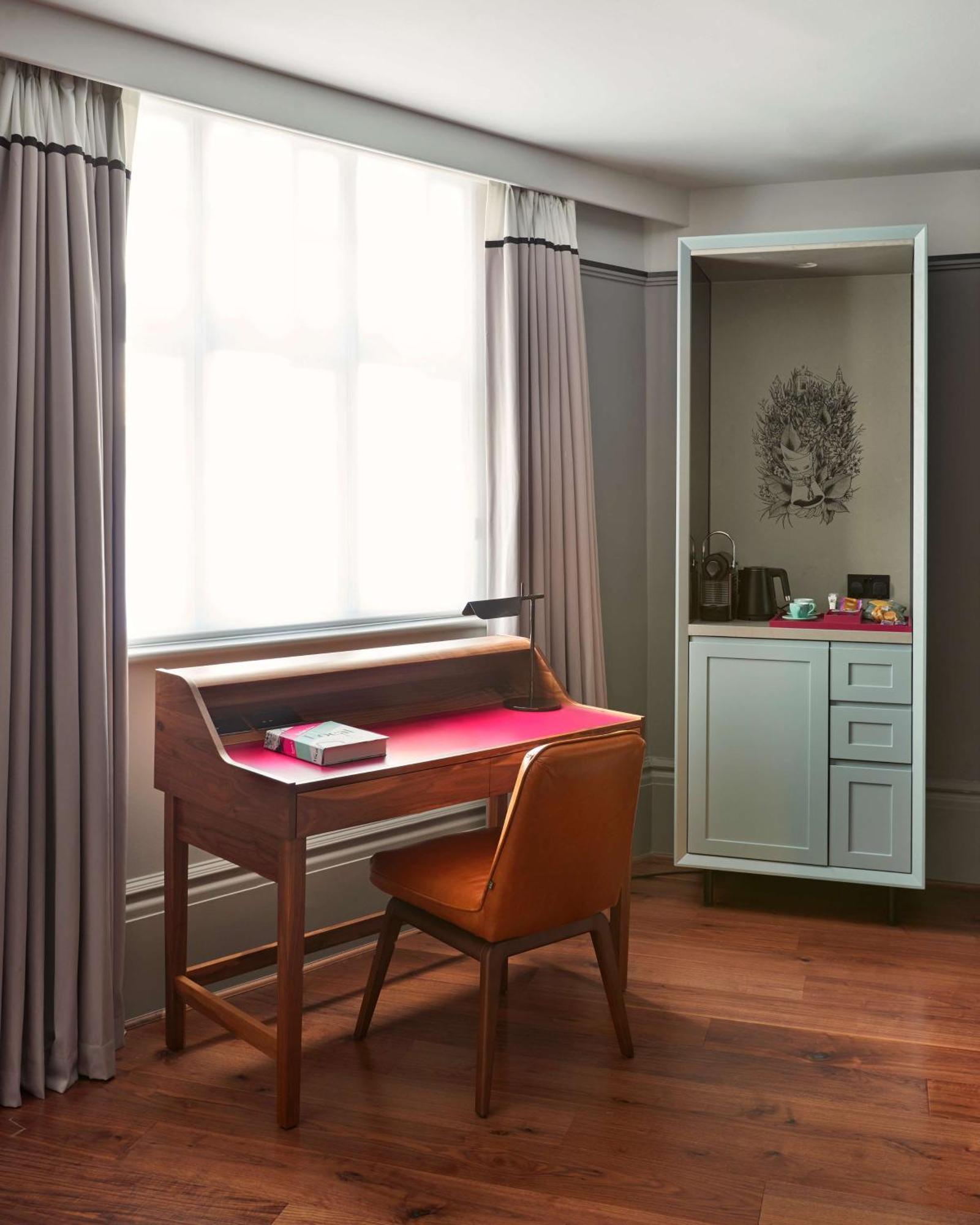 Deluxe King Room,1437193891:JPEG