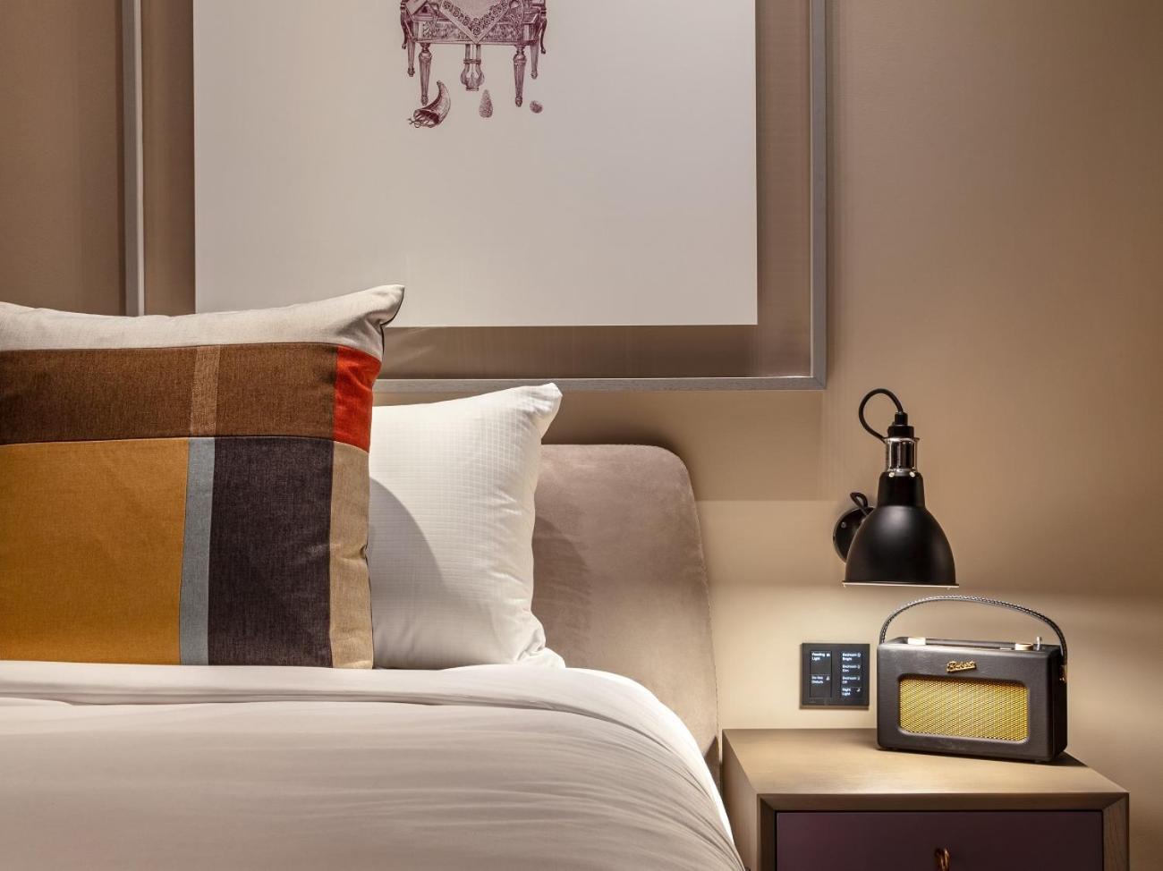 Habitación The Londoner Platinum Deluxe con cama extragrande