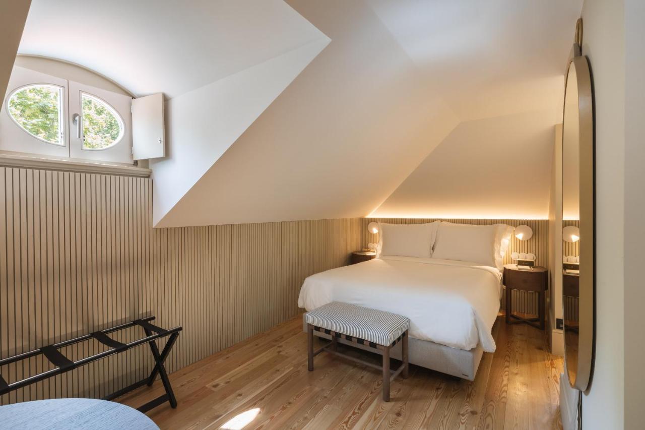 Attic Room (Park View)