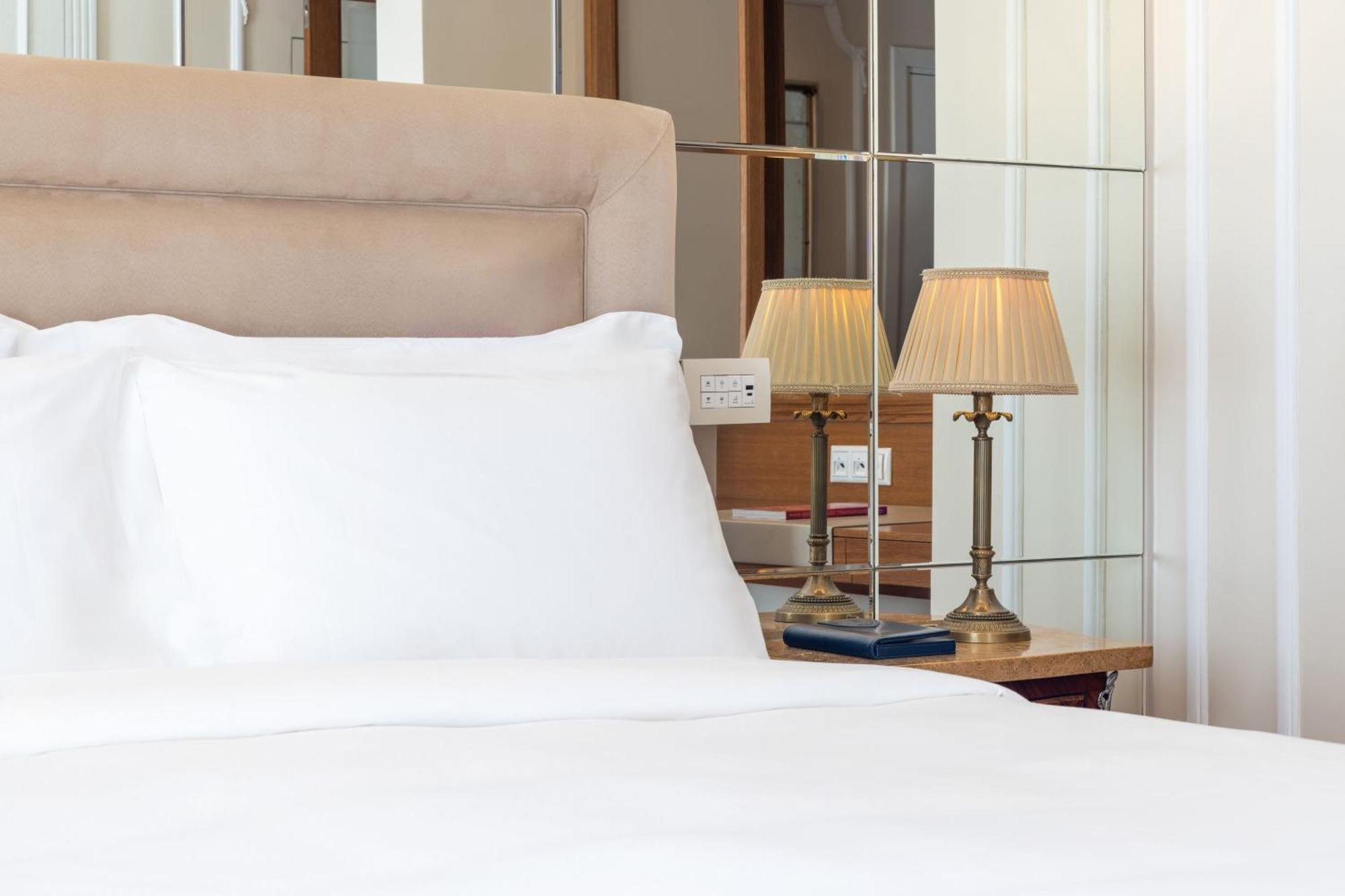 Suite Grand Acropolis de 1 dormitorio con vistas a la ciudad - 1 cama extragrande