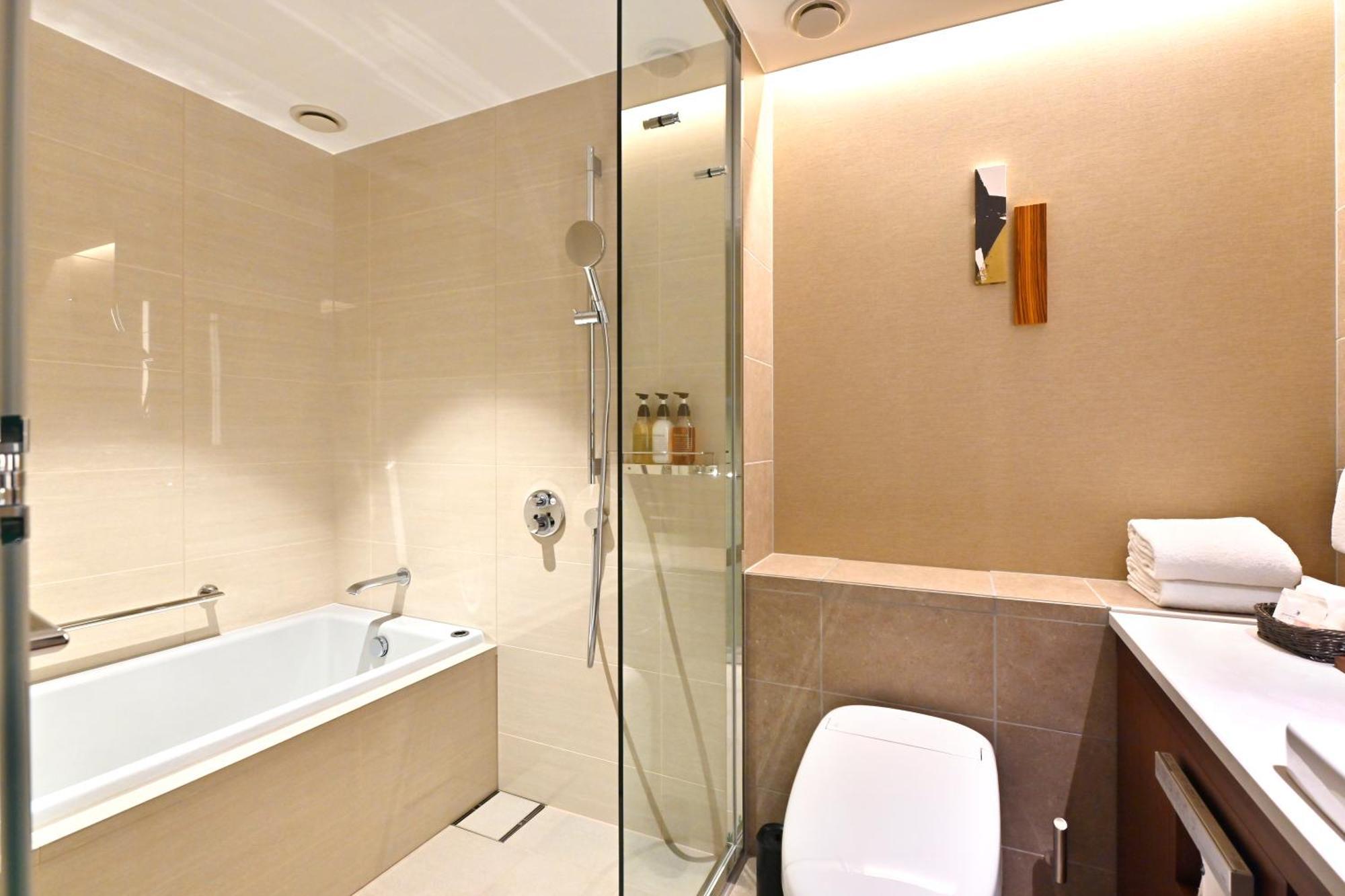 Habitación Confort esquinera - Cama extragrande - No fumadores