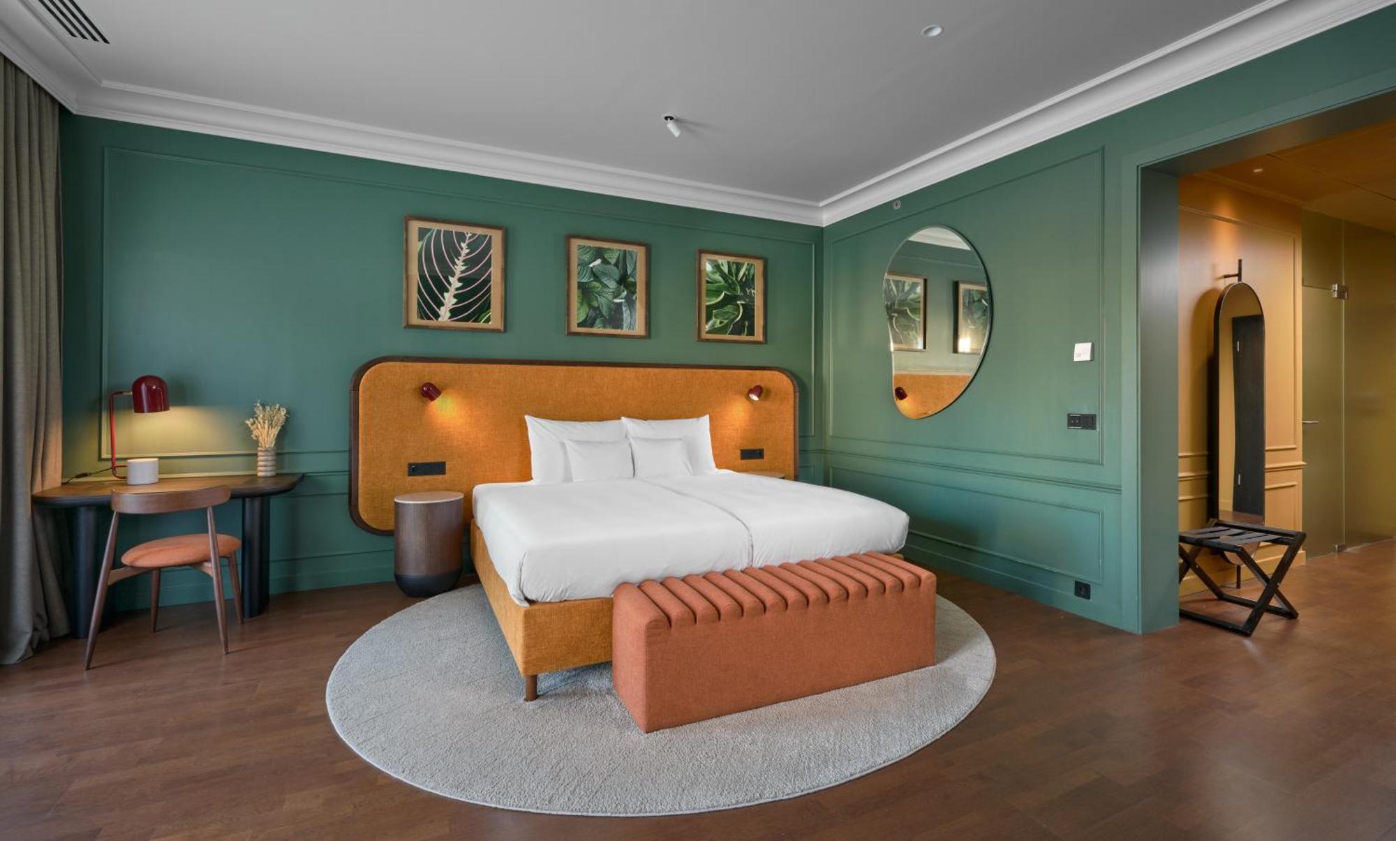 Habitación Premium con cama extragrande y vistas a la ciudad