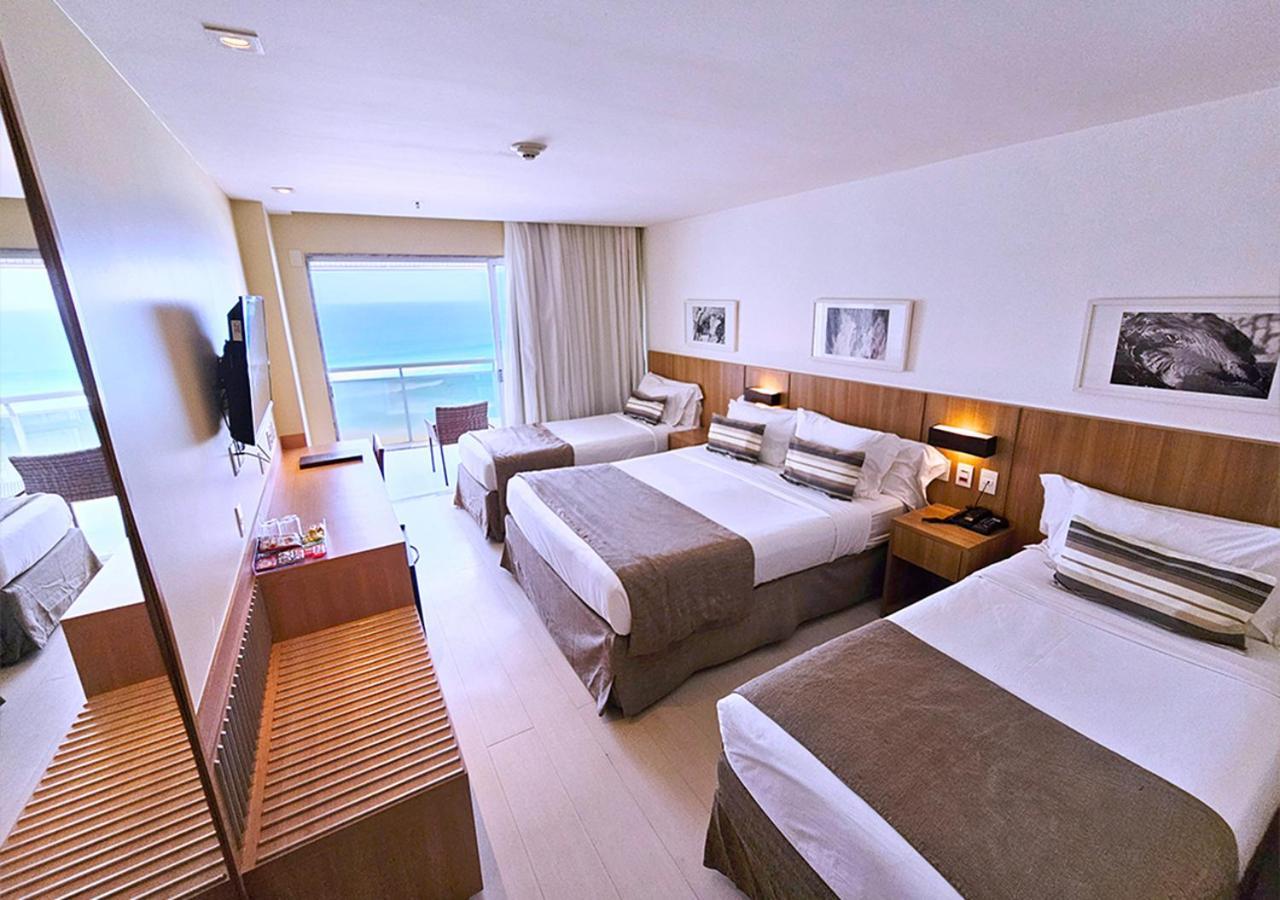 Quarto Quádruplo Frente Mar Super Deluxe com Banheira de Hidromassagem e Varanda,1616886578:JPEG