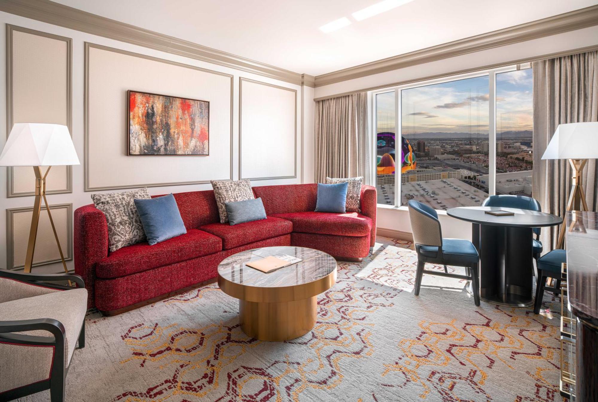 Suite Luxury recién remodelada con vistas a la esfera - 2 camas grandes