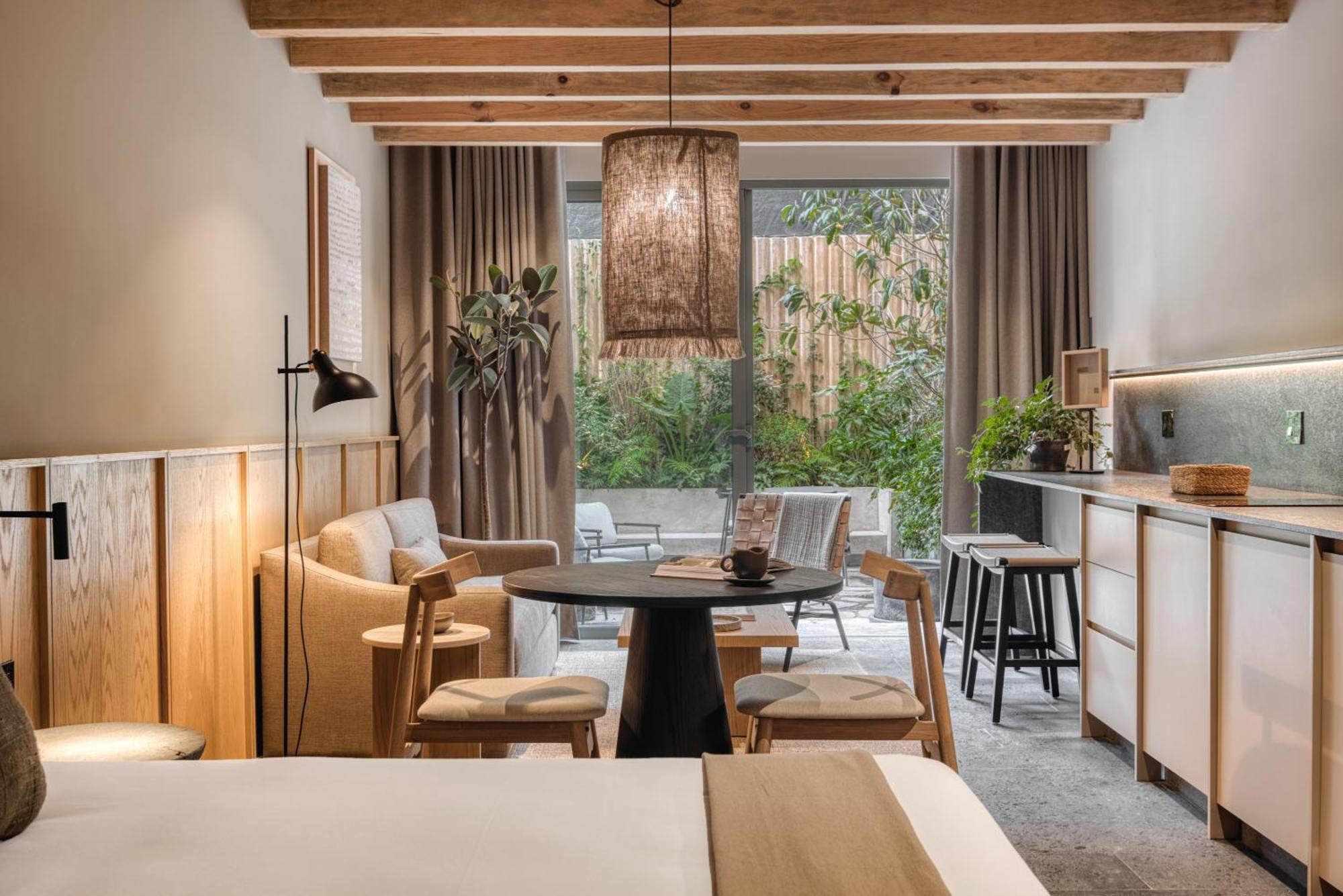 Estudio con terraza