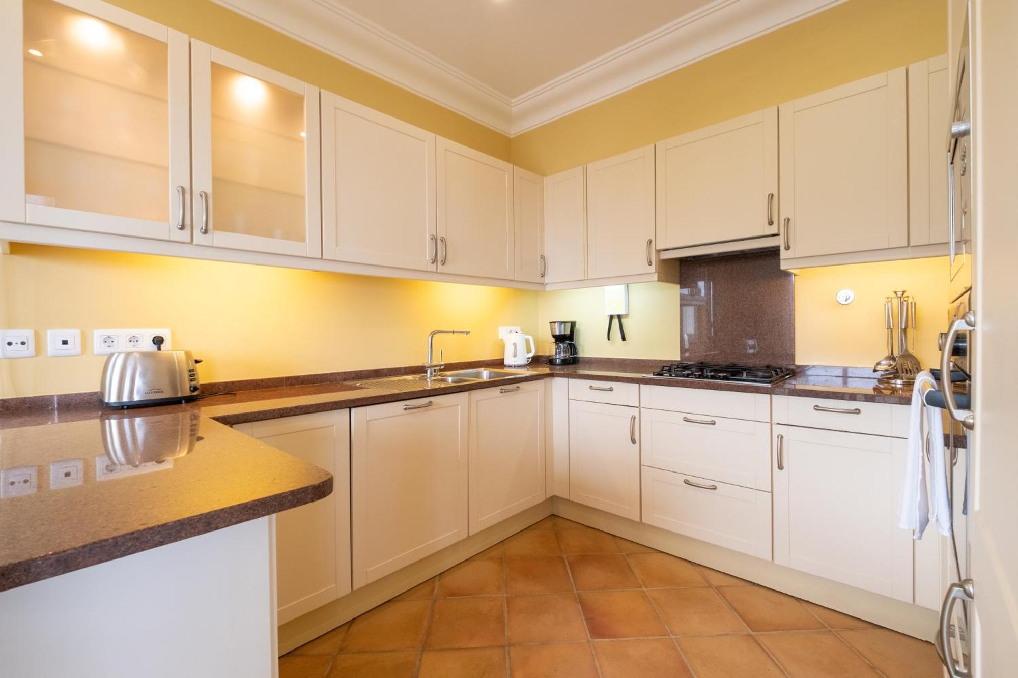 Apartamento de 1 dormitorio con vistas al mar