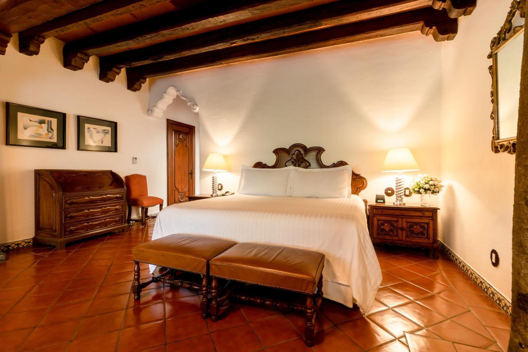 Suite with Pool View,1739412821:JPEG