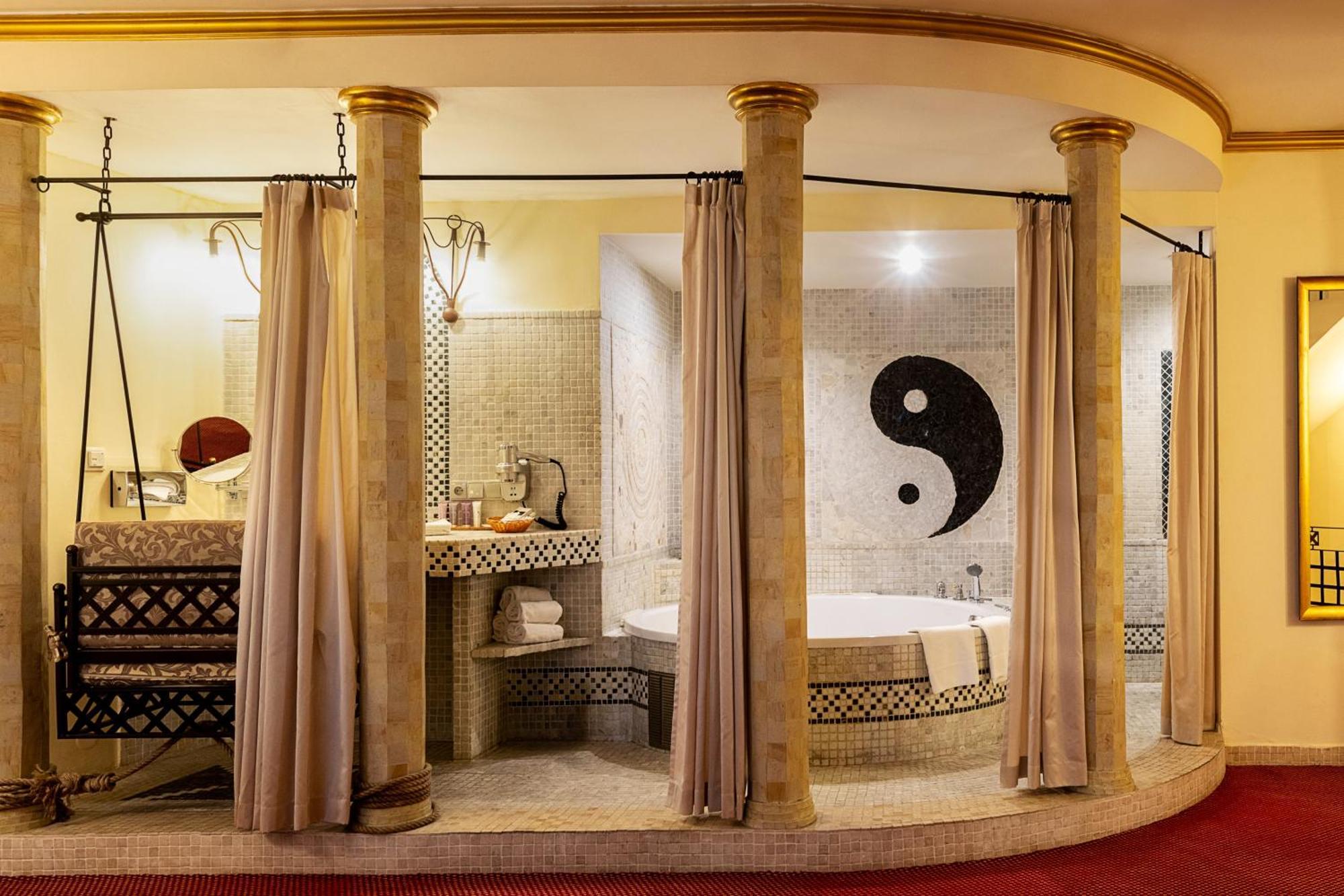 Suite de lujo con minibar gratuito, #402