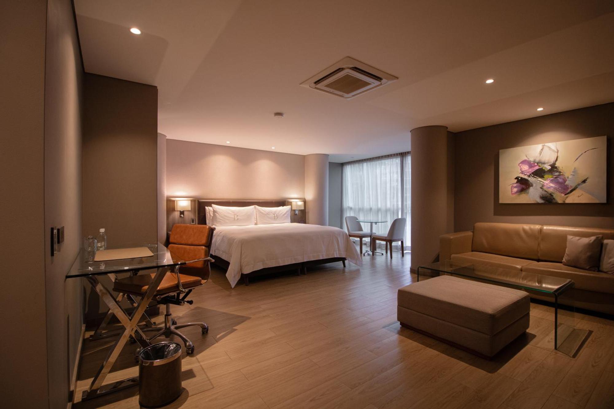 Junior Suite Deluxe,1645684769:JPEG