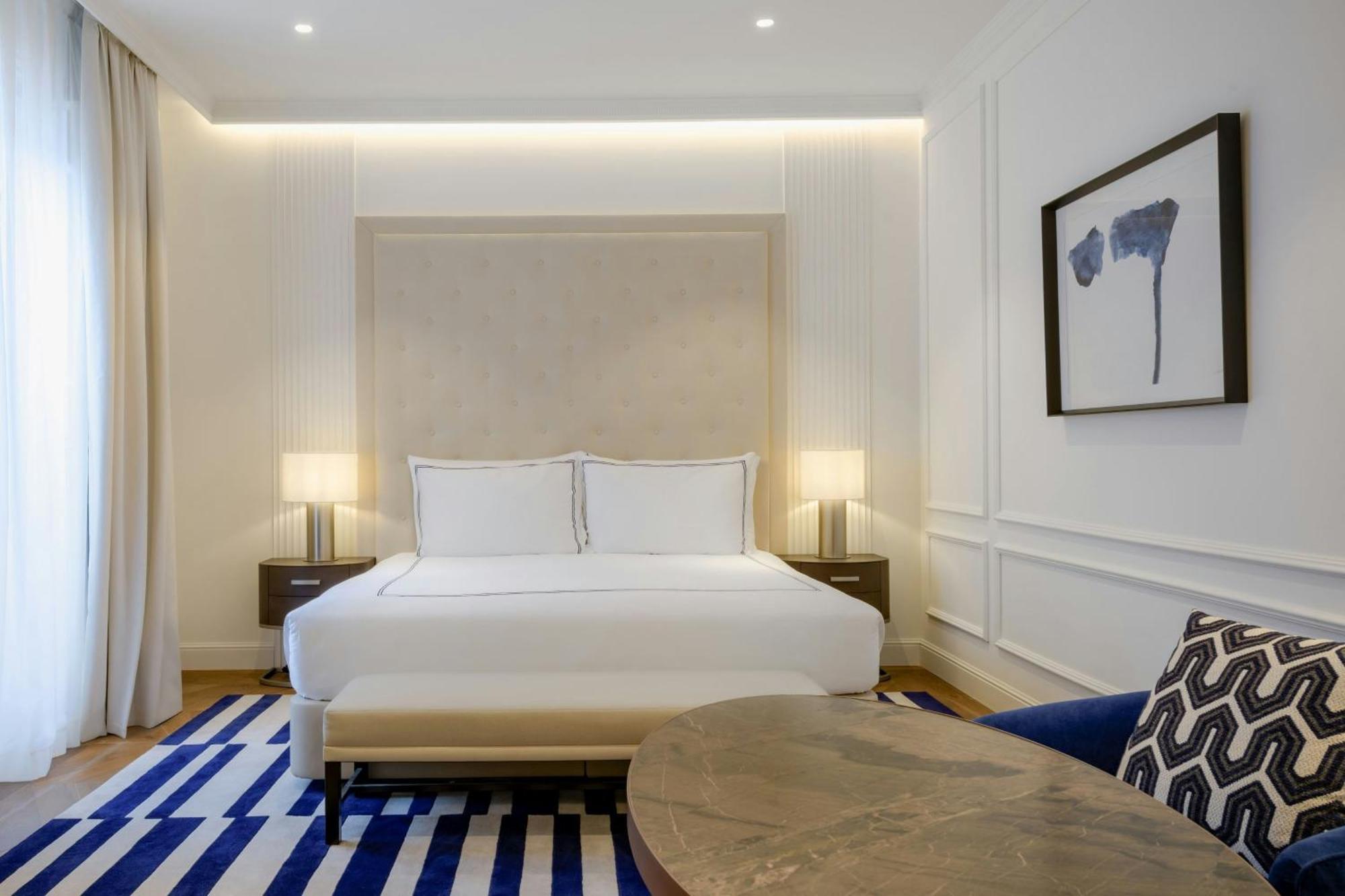 Superior King Room,1654789515:JPEG