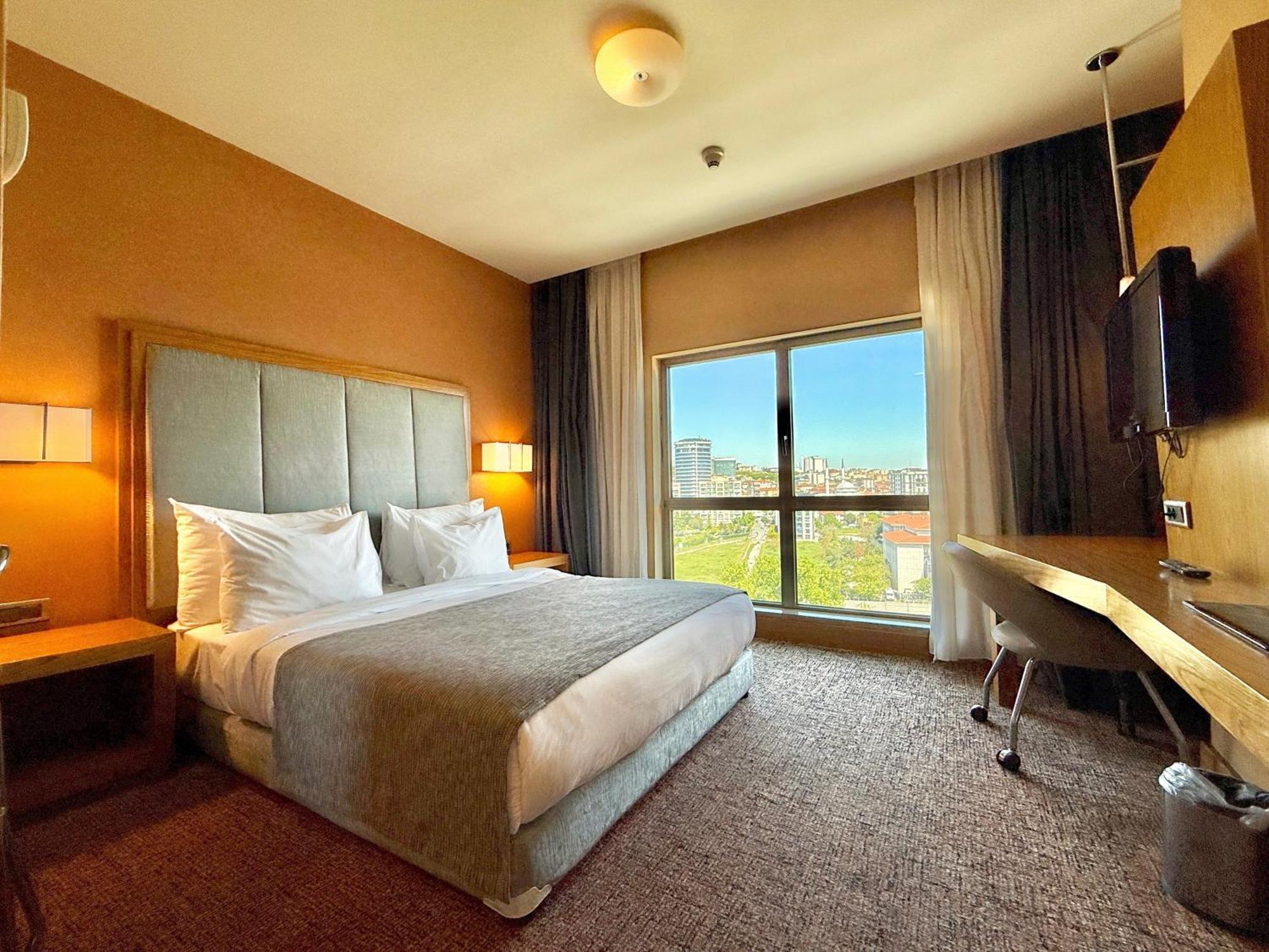 Habitación Doble con vistas al jardín