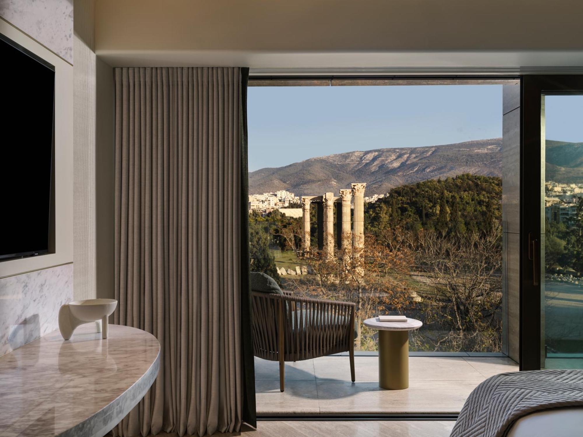 Suite Panorama Premium con balcón y vistas al templo