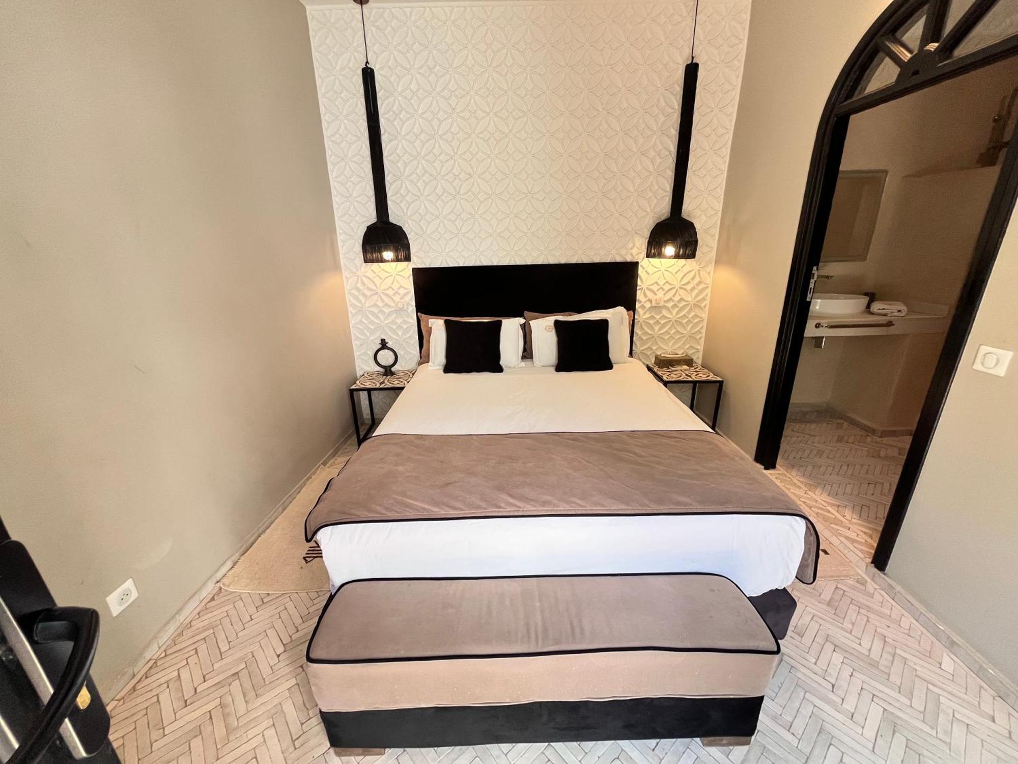 Standard Double Room,1676755352:JPEG