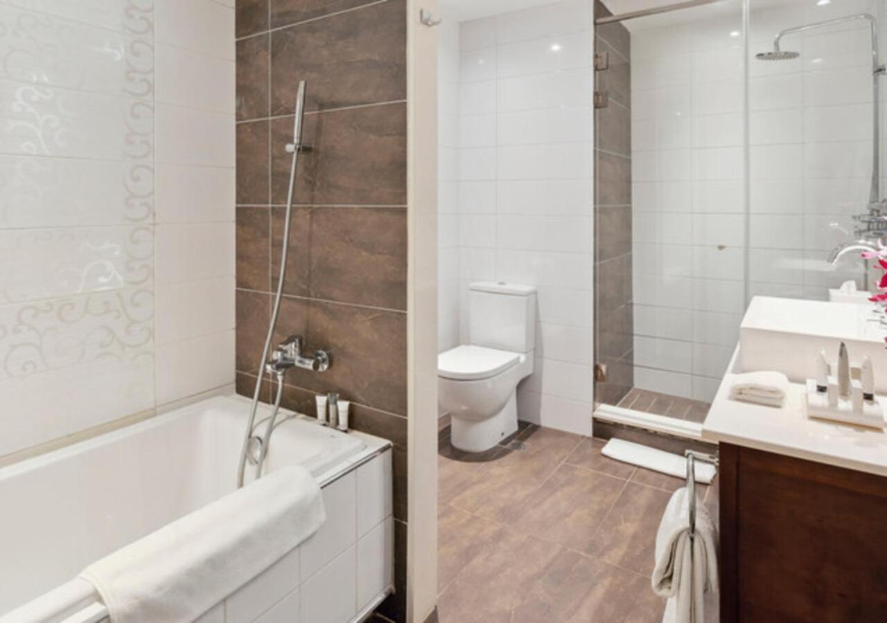 Junior Suite,1689868815:JPEG