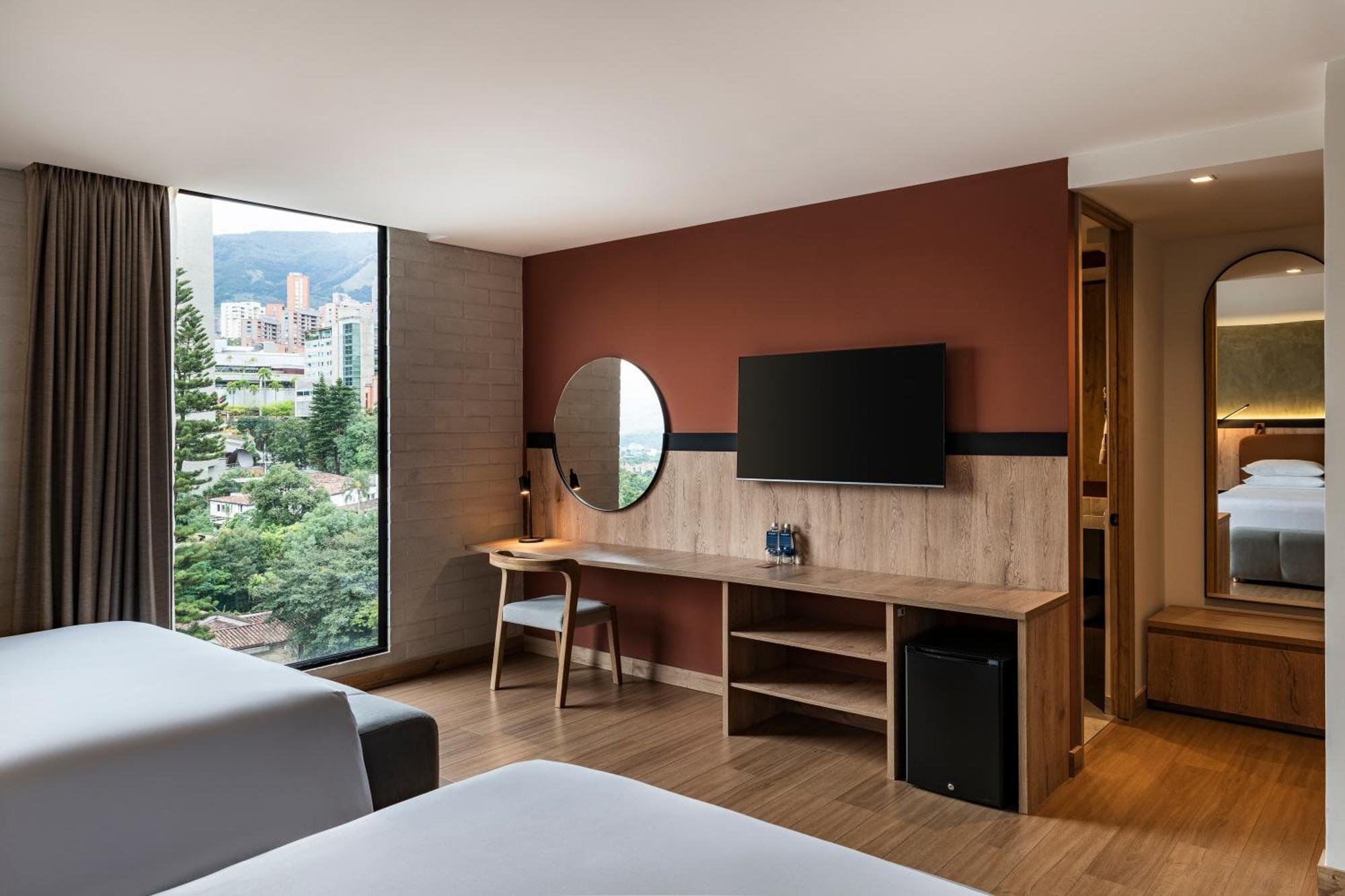 Family Junior Suite City View