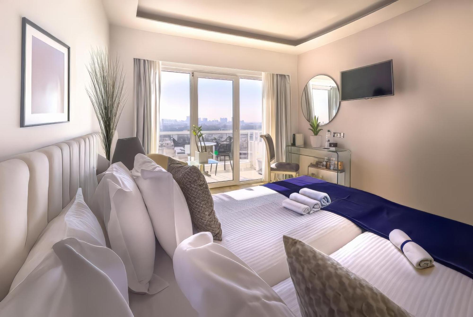 Boutique Room Private Balcony & Acropolis View,642336804:JPEG