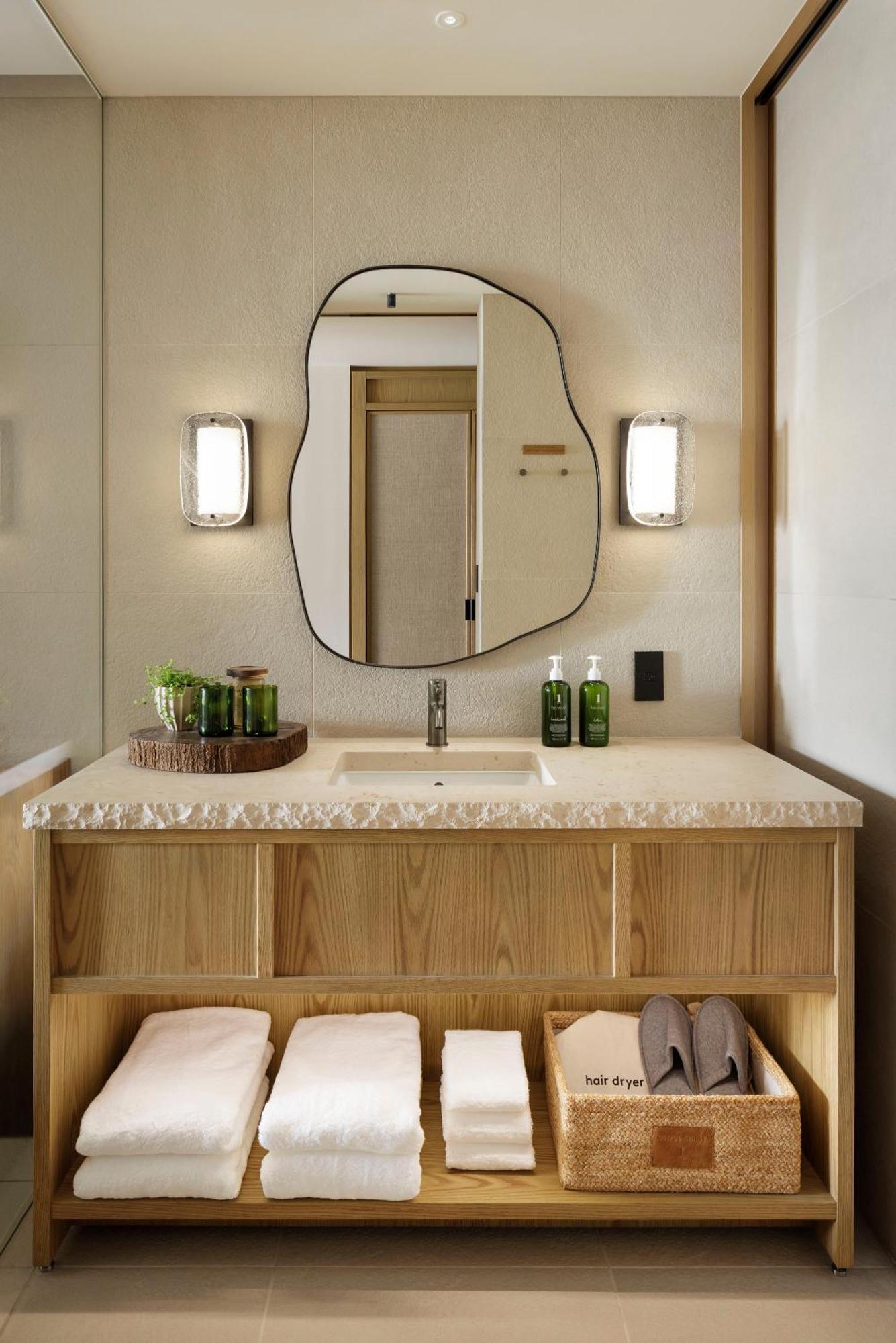 Estudio con cama extragrande