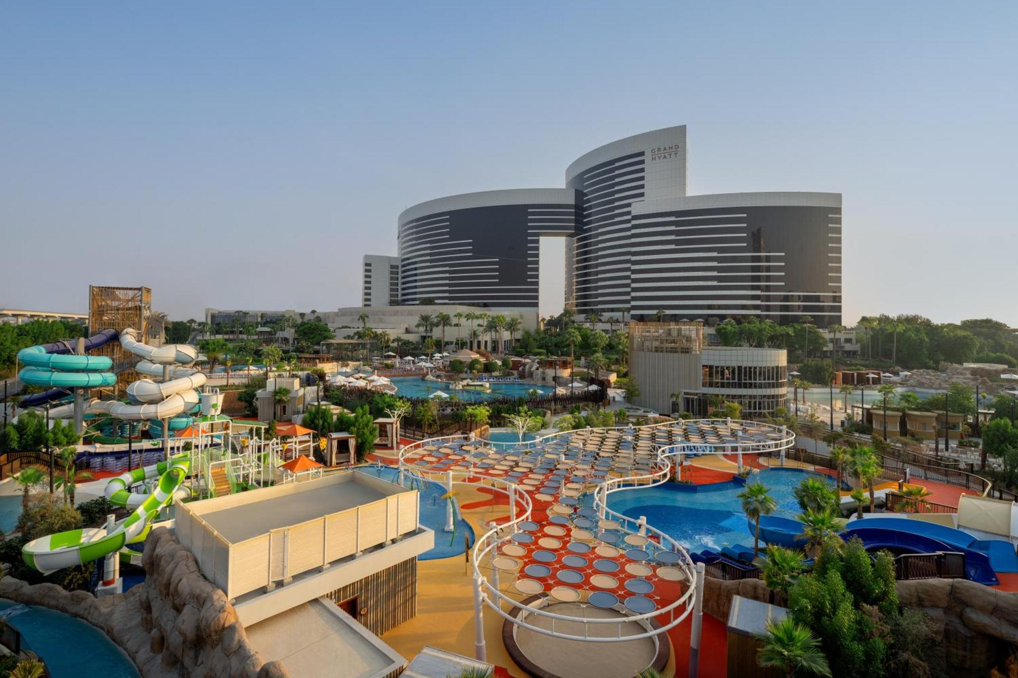 Habitación Superior NYE Experience con cena de gala obligatoria (1.600 AED por adulto y 800 AED por niño)