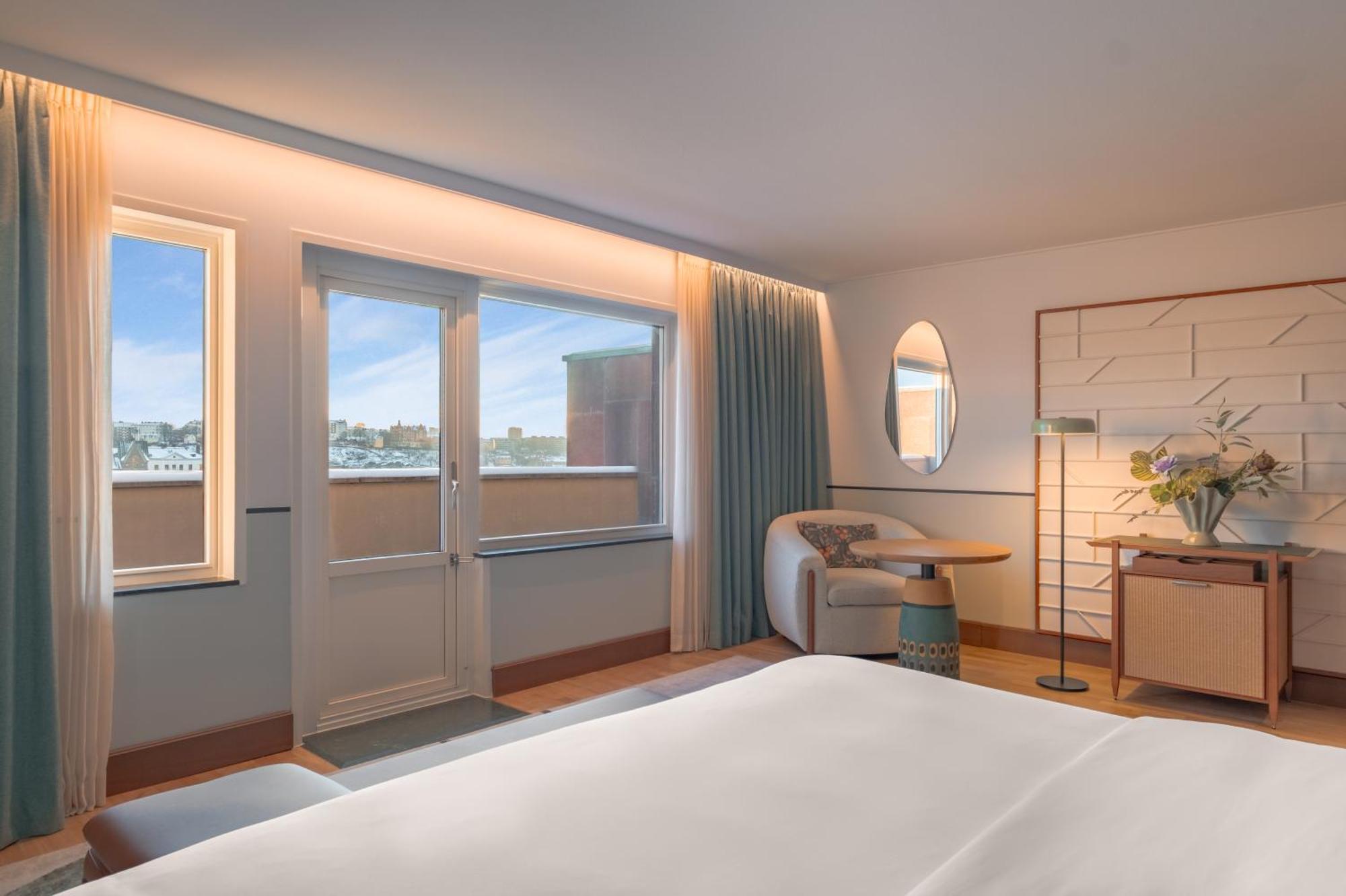 Habitación Superior con balcón y vistas al lago - Cama extragrande