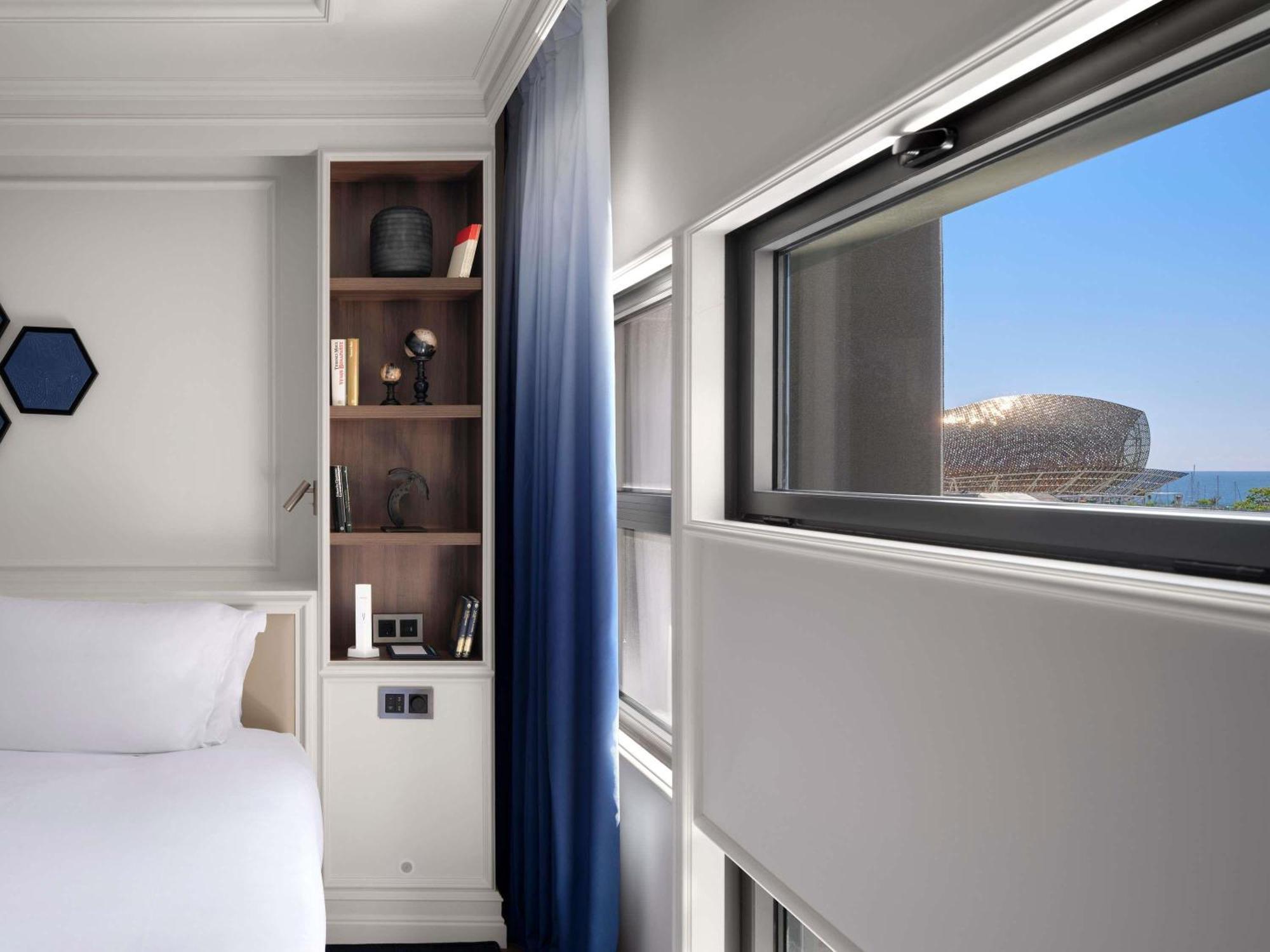 Suite Prestige con sala de estar y vistas al mar