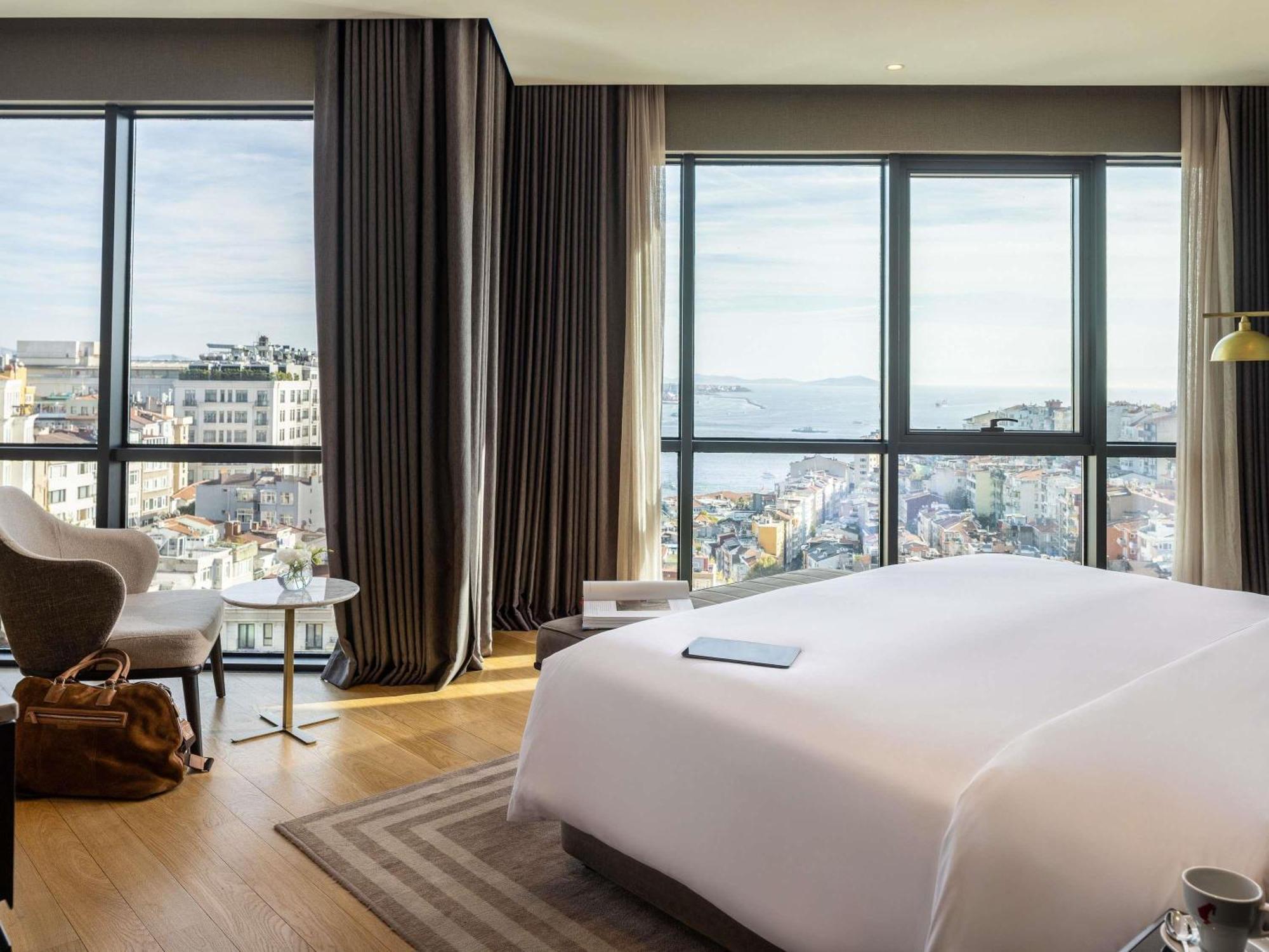 Suite Signature de 1 dormitorio con terraza y vistas al Bósforo - Acceso al Club Millesime