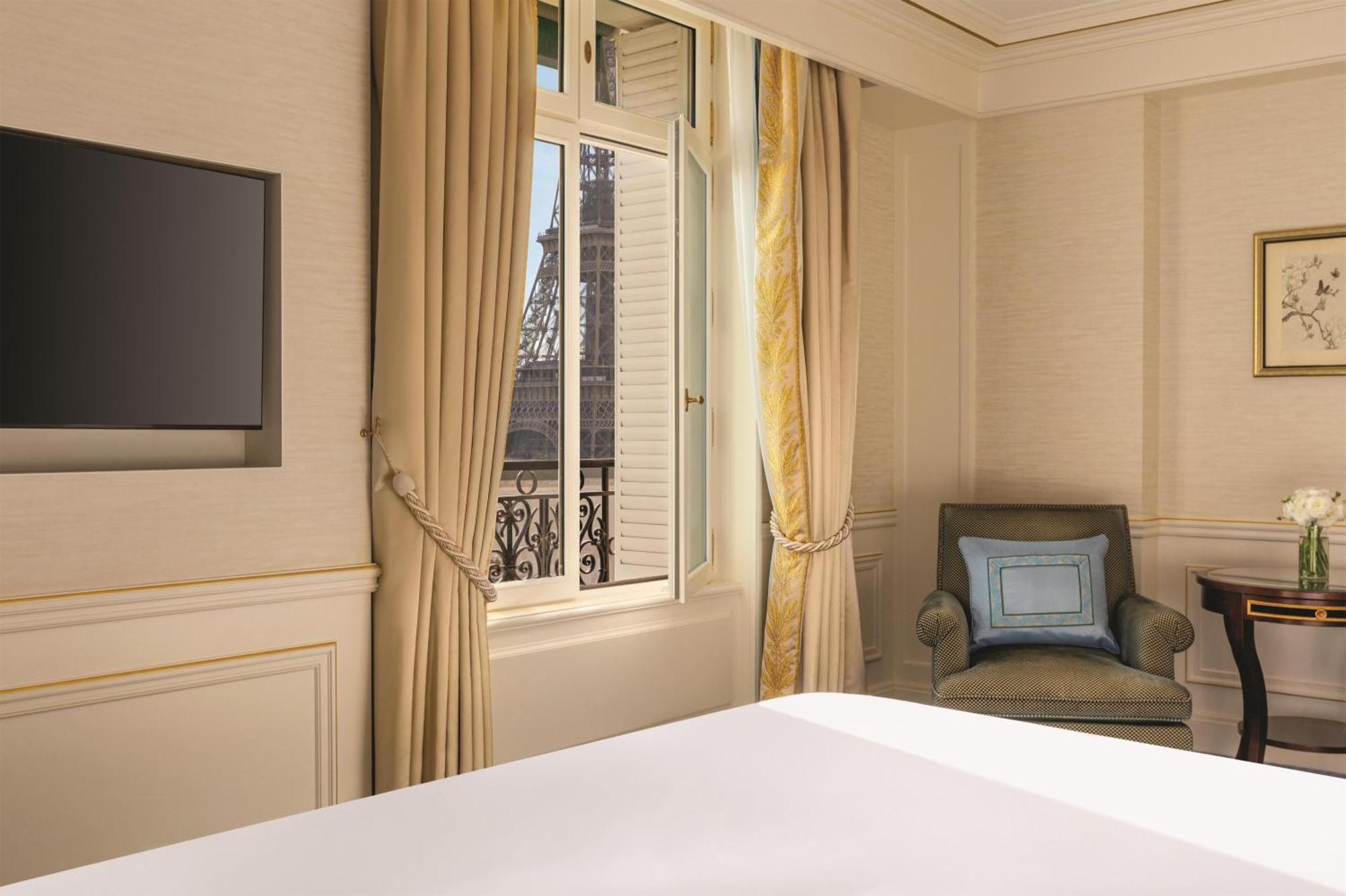 Habitación con vistas a la Torre Eiffel - cama extragrande