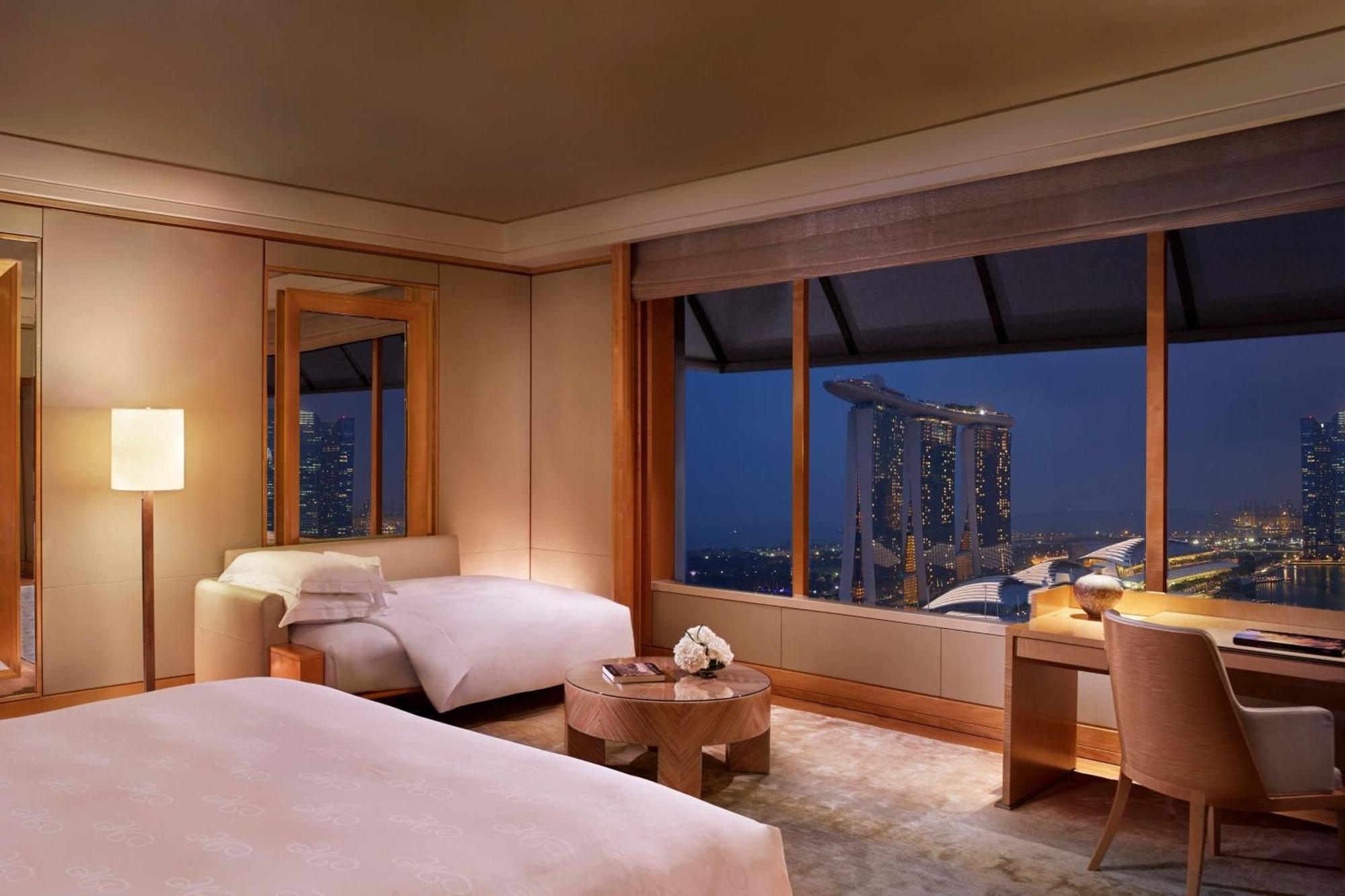 Alojamiento Grand Marina con vistas a Marina Bay - 1 cama extragrande y 1 sofá cama