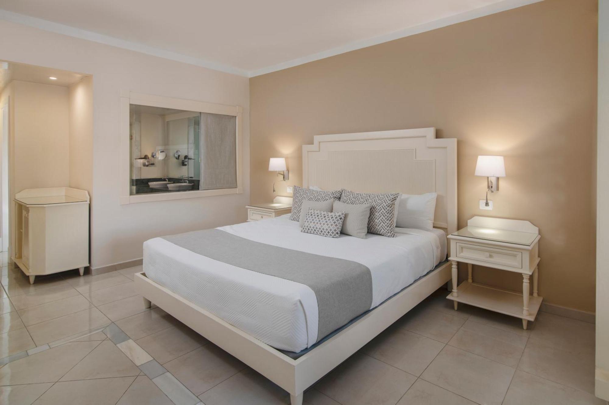Junior Suite con vistas al castillo y 1 camas extragrande (uso individual)