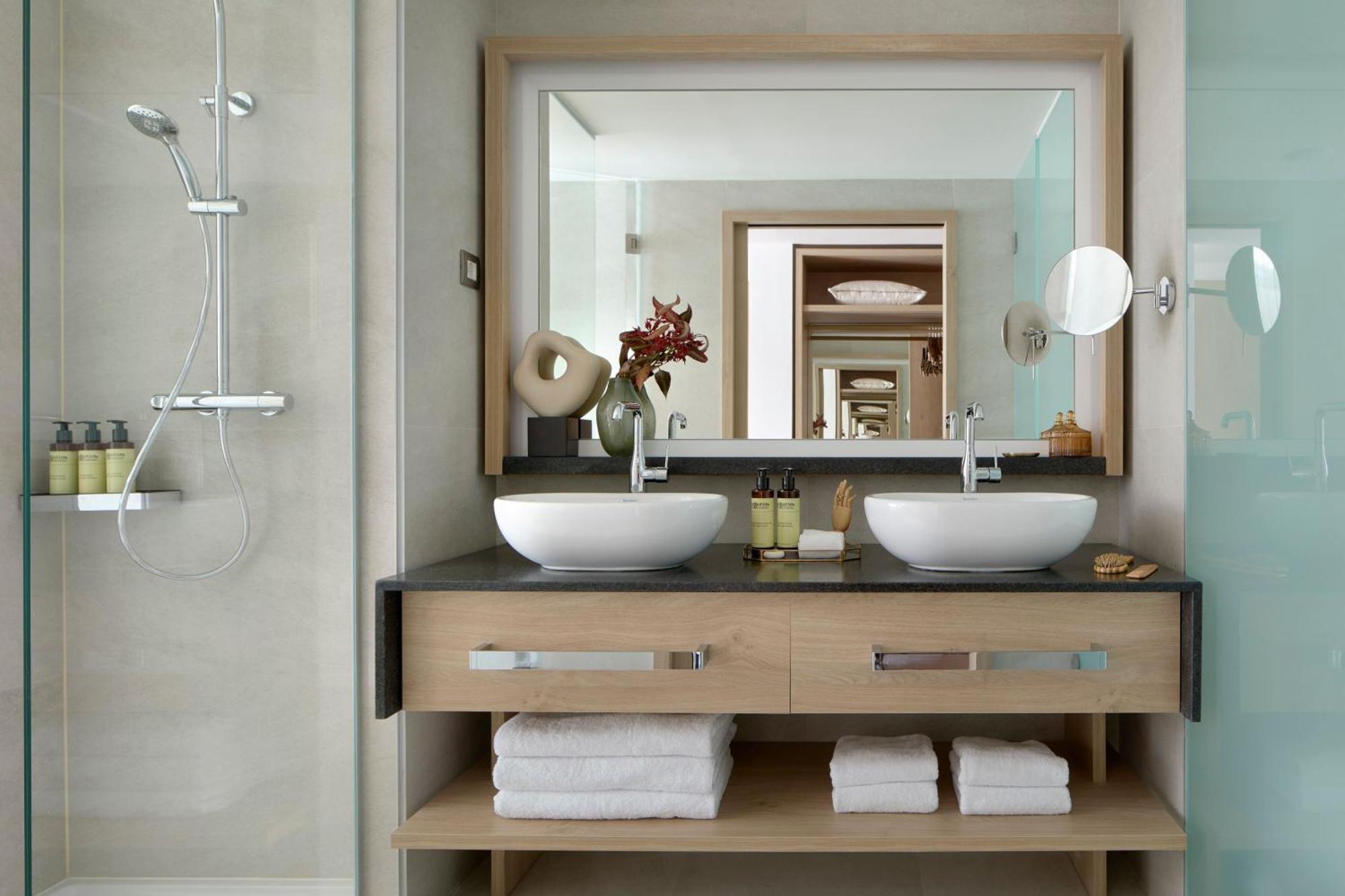 Suite Beyond ME+ de 2 dormitorios con jacuzzi
