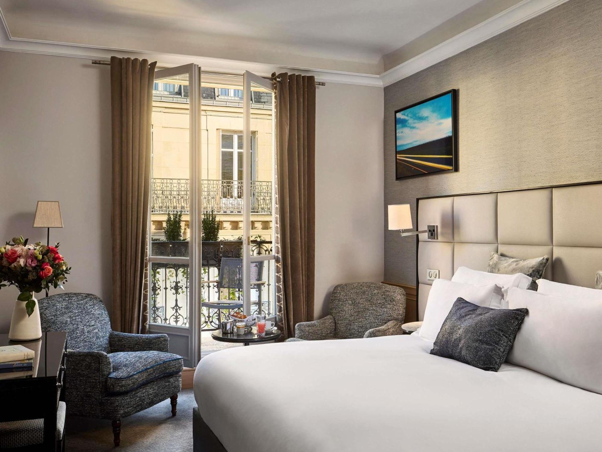 Habitación Doble de lujo con cama extragrande y balcón