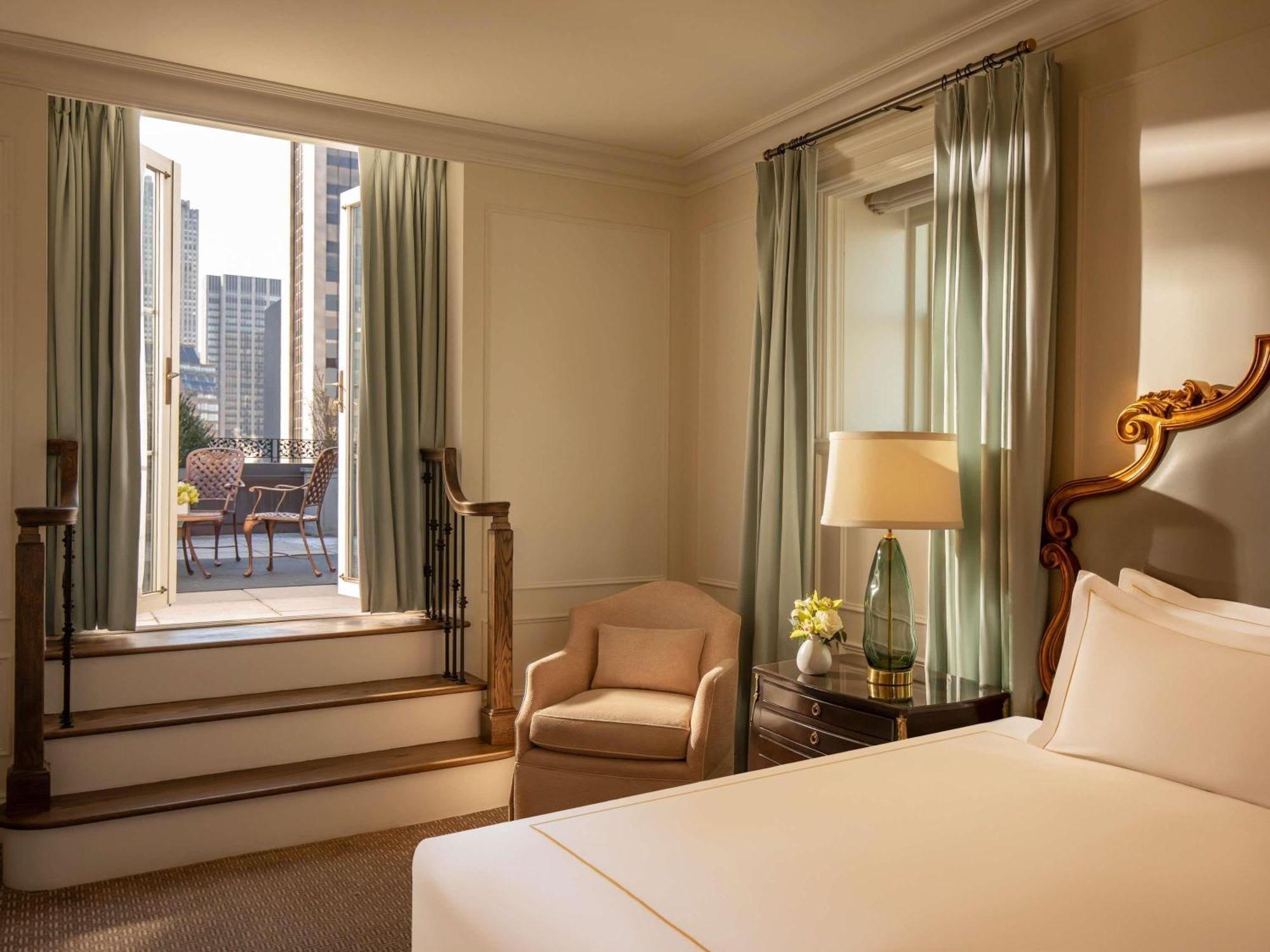 Suite Grand Ático de 2 dormitorios con terraza y vistas al parque central