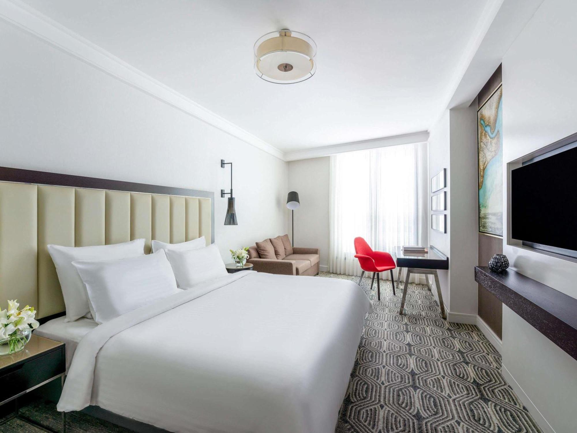 Habitación Doble Superior con vistas a la ciudad - Cama doble grande